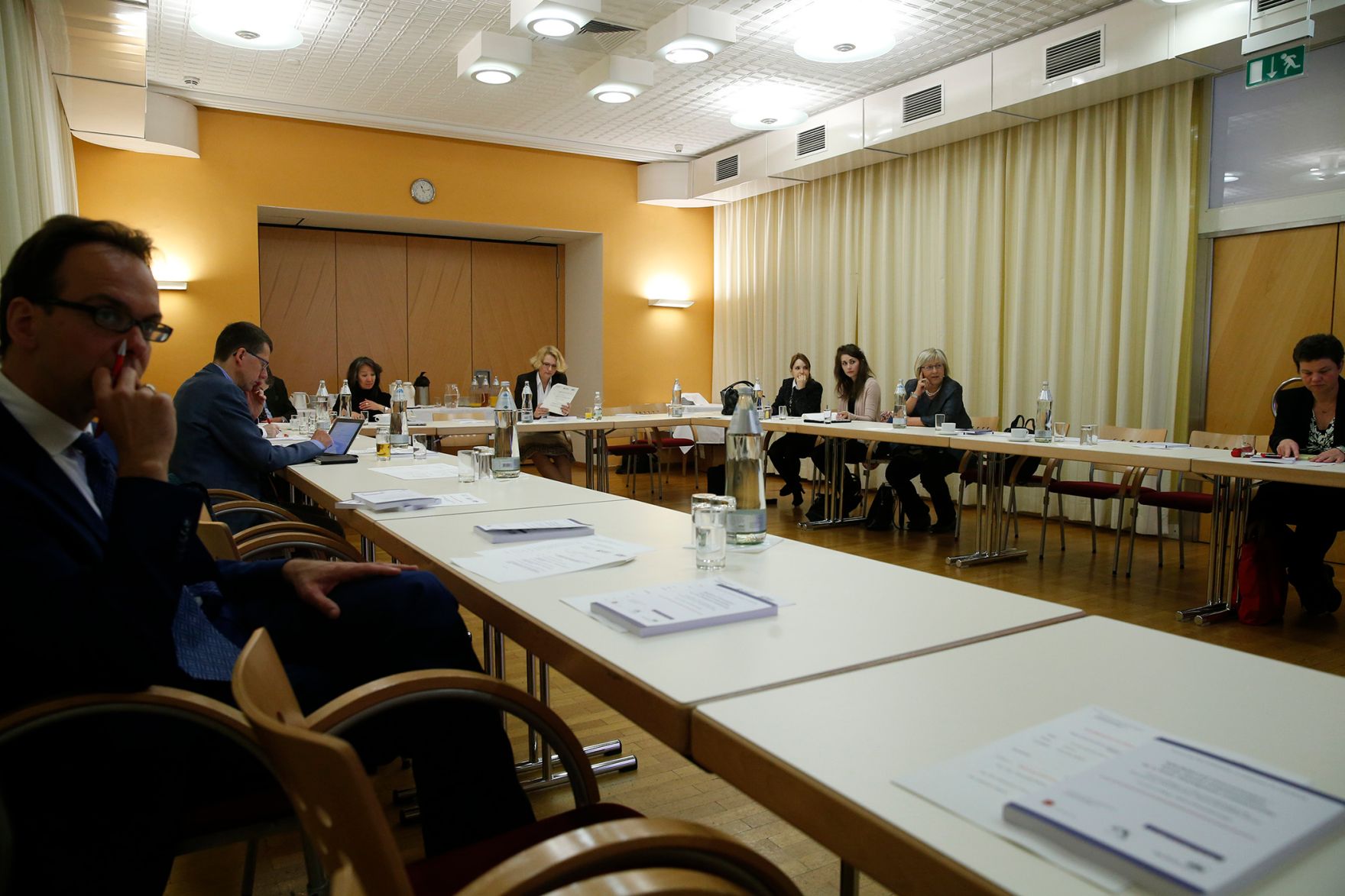 Am 27. und 28. April 2015 fand in der Diplomatischen Akademie Wien die Conference on European Democracy (EuDEM) 2015 statt. Blick ins Publikum. Im Vordergrund links: Prof. Kornprobst, dahinter: Prof. Hansen.