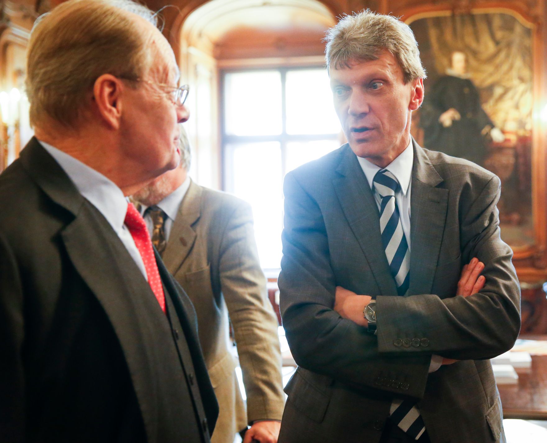 Am 11. Dezember 2015 fand, in Kooperation mit der &Ouml;sterreichischen Verwaltungswissenschaftlichen Gesellschaft (&Ouml;VG), im Ahnensaal des Bundesdenkmalamtes eine Verwaltungswissenschaftliche Matin&eacute;e aus Anlass des bevorstehenden Ruhestandes von Sektionschef Dr. Manfred Matzka, Pr&auml;sident der &Ouml;VG, als Pr&auml;sidialchef des Bundeskanzleramtes statt. Im Gespr&auml;ch Dr. Wilhelm Gloss, stv. Vorsitzender der Gewerkschaft &Ouml;ffentlicher Dienst (G&Ouml;D), mit SenPr&auml;s. des VwGH Dr. Martin K&ouml;hler.