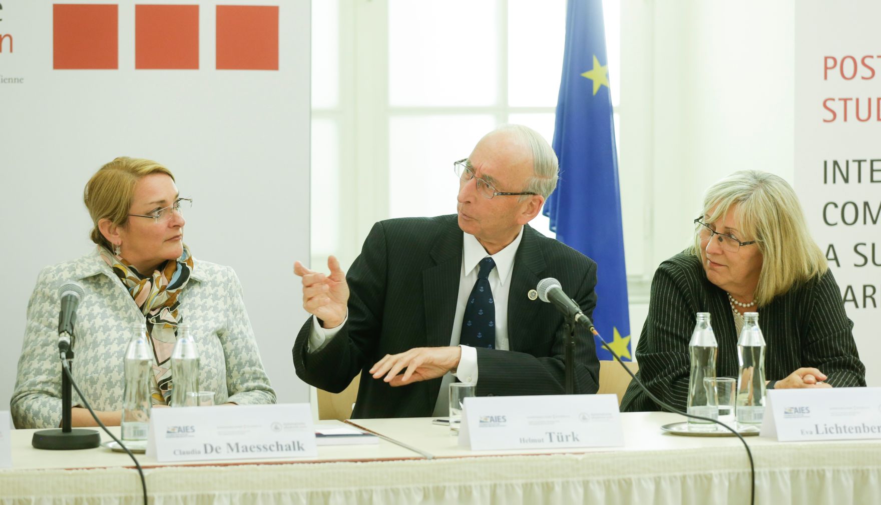 Im Rahmen der EuDEM 2016 fand am Abend des 25. April 2016 eine &ouml;ffentliche Podiumsdiskussion zum Thema &quot;Return to Politics &ndash; Is Europe prepared for It?&quot; statt. Im Bild (v.l.n.r.) BS De Maesschalk, BS T&uuml;rk, ehem MEP Dr. Lichtenberger.