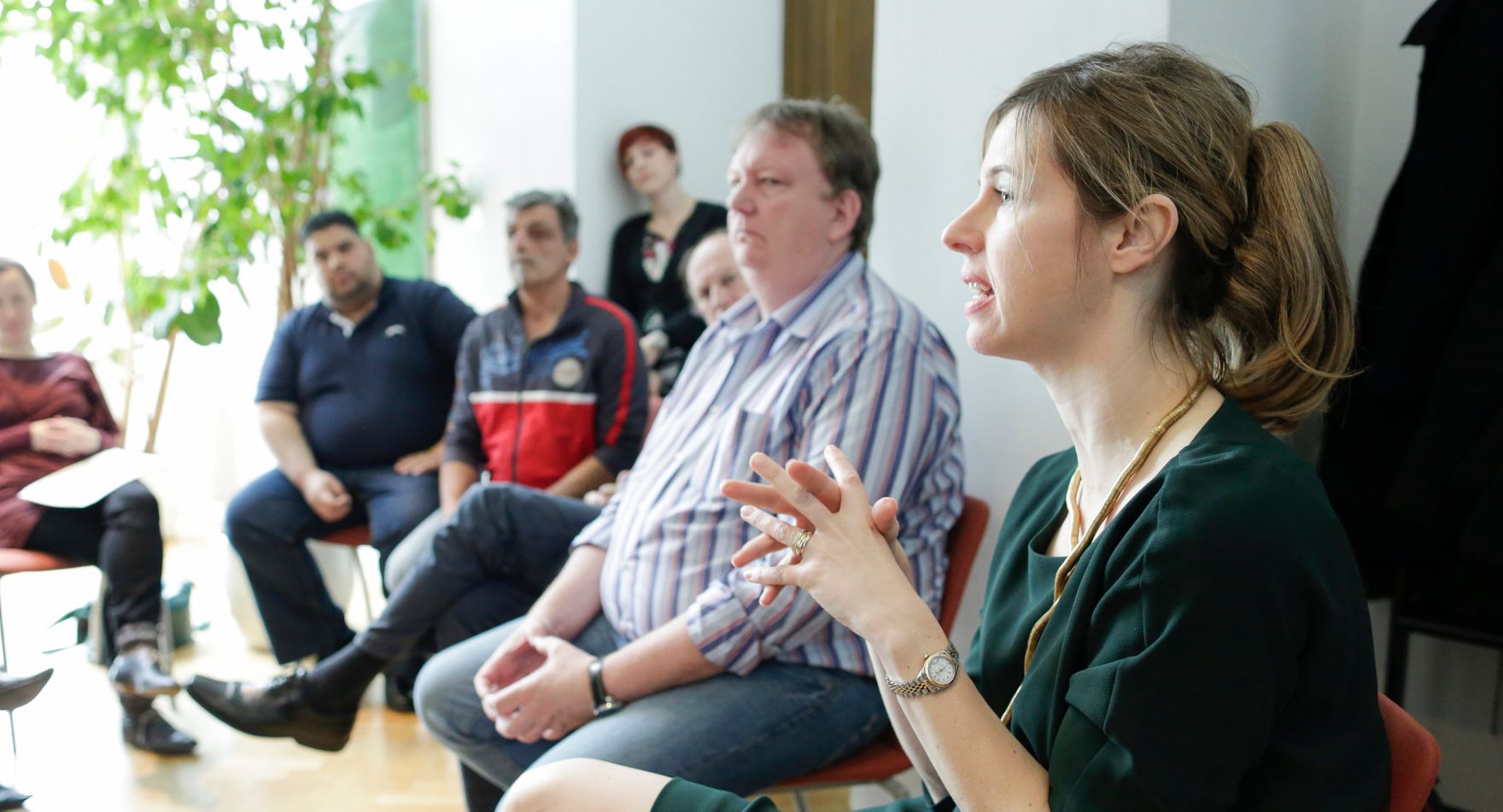 Am 28. April 2016 fand die 16. Roma Dialogplattform des Bundeskanzleramts zum ESF-Projekt &bdquo;Curriculum f&uuml;r Schl&uuml;sselkr&auml;fte im Bereich Roma Empowerment&ldquo; statt.