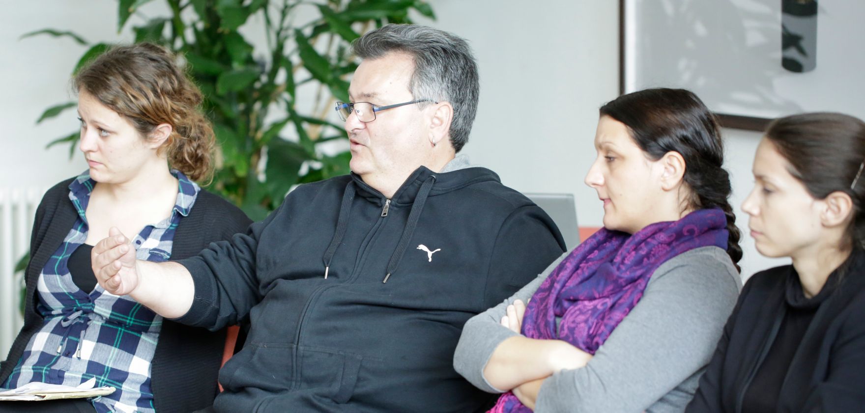 Am 28. April 2016 fand die 16. Roma Dialogplattform des Bundeskanzleramts zum ESF-Projekt &bdquo;Curriculum f&uuml;r Schl&uuml;sselkr&auml;fte im Bereich Roma Empowerment&ldquo;.