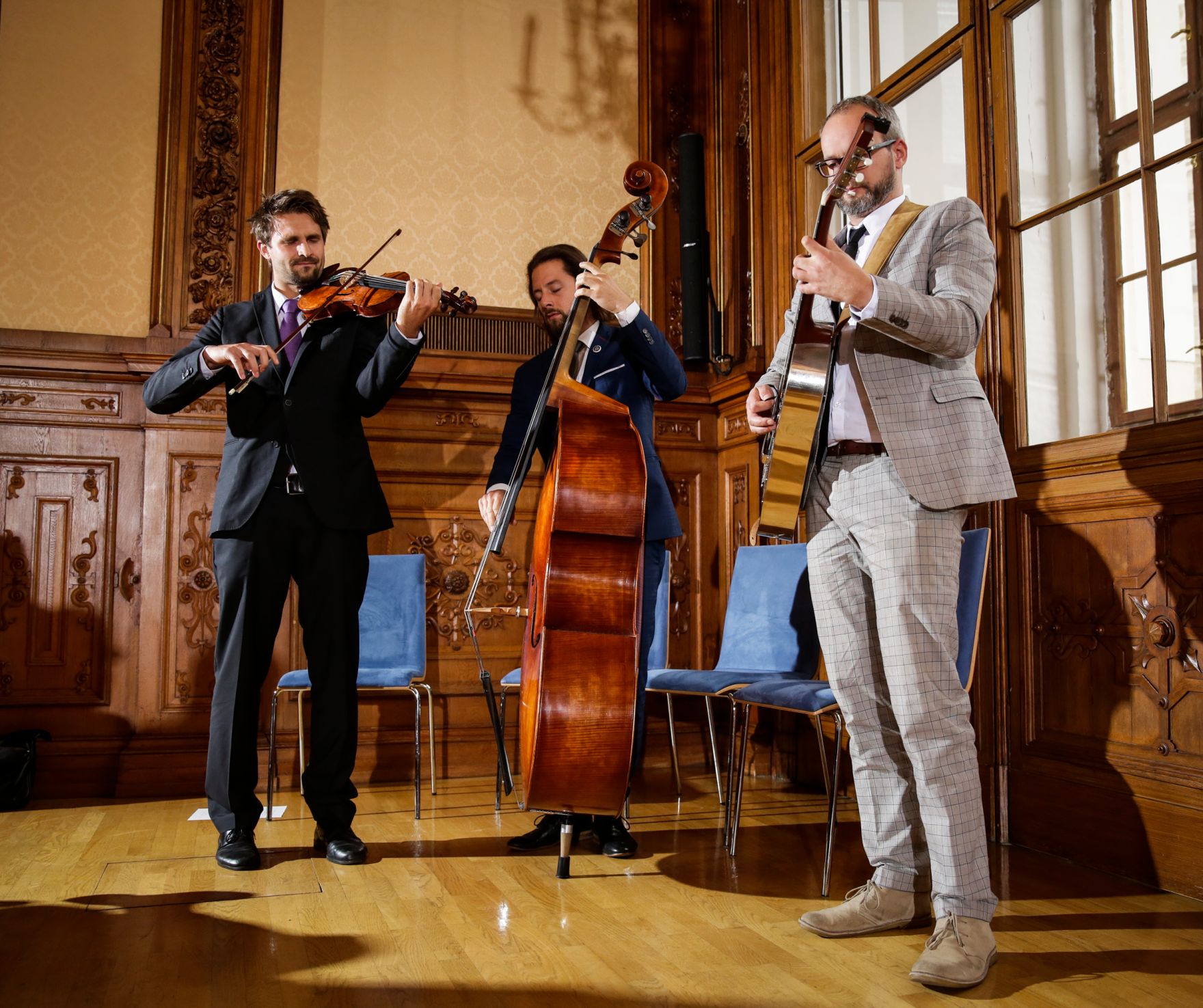 Am 17. Oktober 2016 &uuml;berreichte Ministerialrat Reinhold Hohengartner die Urkunden, mit denen Burkhard Werner Ren&eacute; Ernst und Peter Gruber der Berufstitel Professor verliehen wurde.