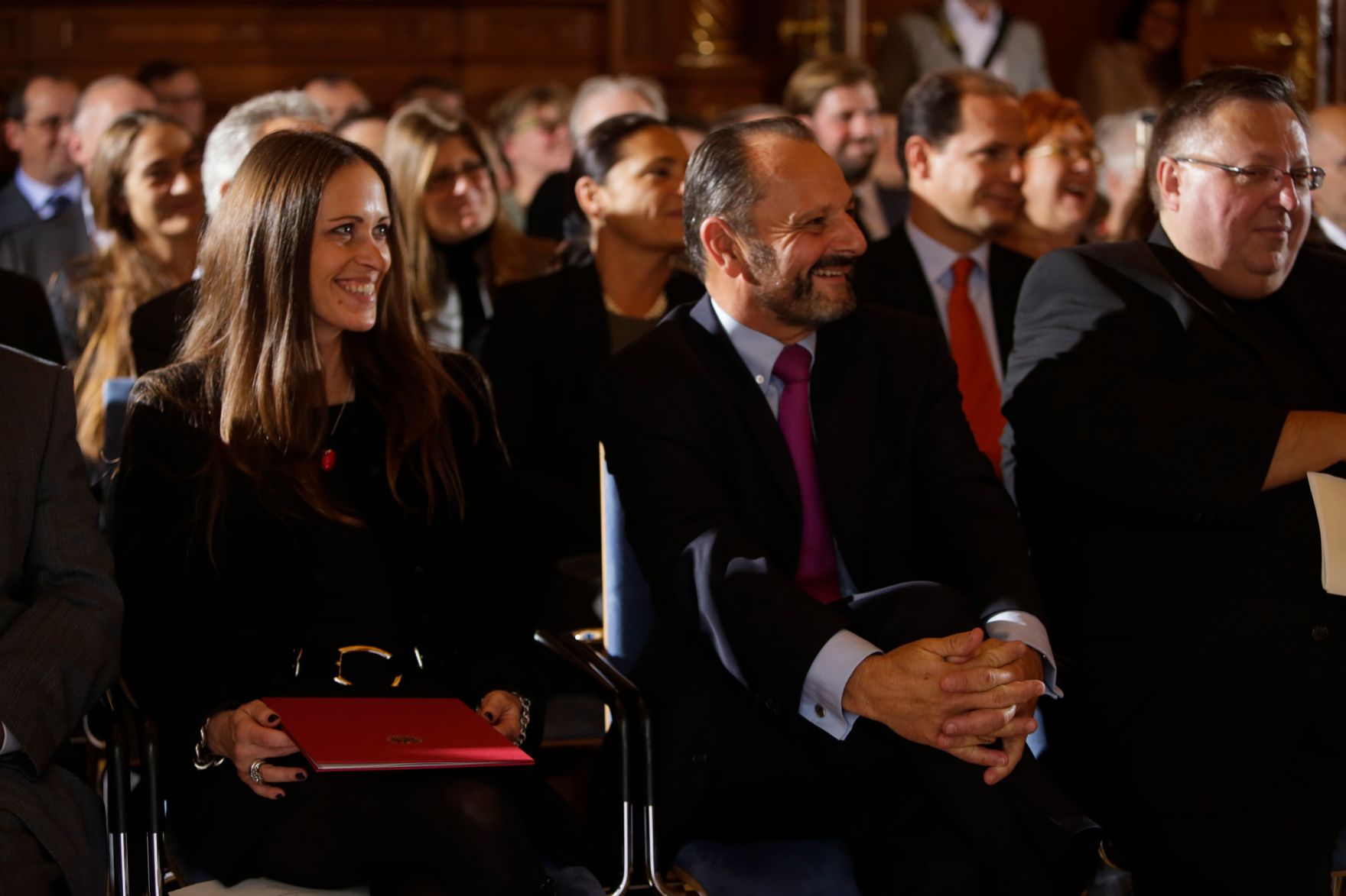 Am 17. Oktober 2016 &uuml;berreichte Ministerialrat Reinhold Hohengartner die Urkunden, mit denen Burkhard Werner Ren&eacute; Ernst und Peter Gruber der Berufstitel Professor verliehen wurde.