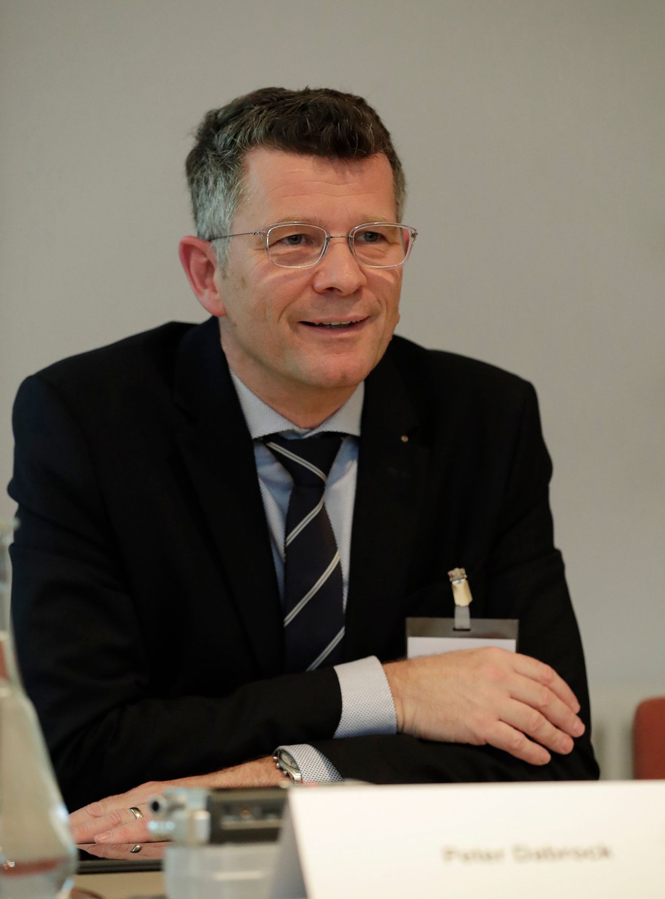 Am 17. November 2016 fand eine Sitzung der deutschsprachigen nationalen Bioethikkommissionen zum Thema &quot;CRISPR-CAS 9 - was bringt die Zukunft?&quot; statt. Im Bild Peter Dabrock, Vorsitzender des deutschen Ethikrates.