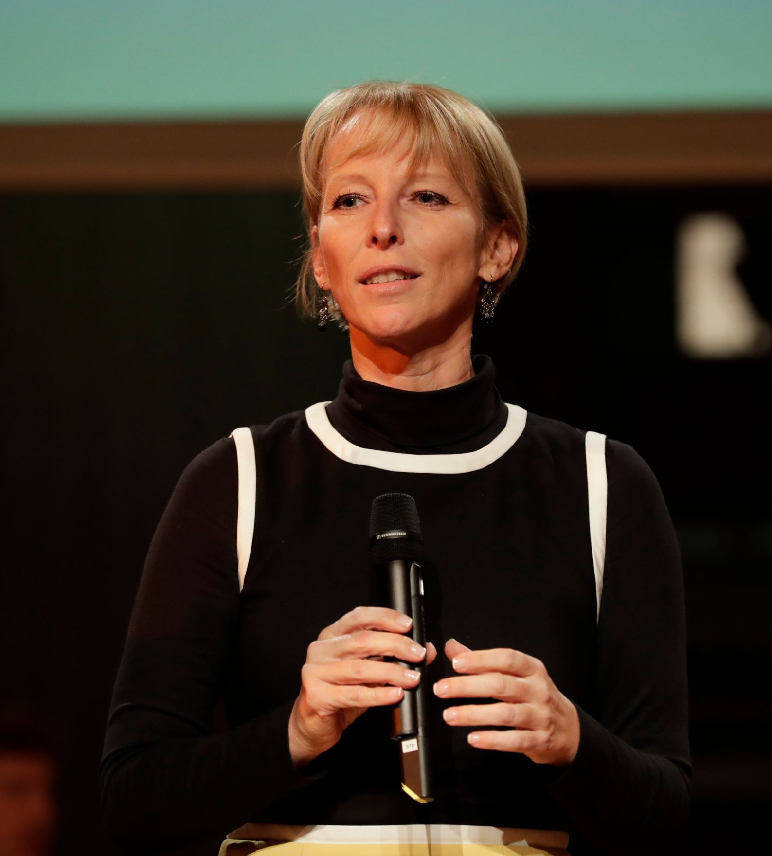 Am 1. Dezember 2016 fand die &Uuml;berreichung der outstanding artist awards 2016 im Radio Kulturhaus statt.