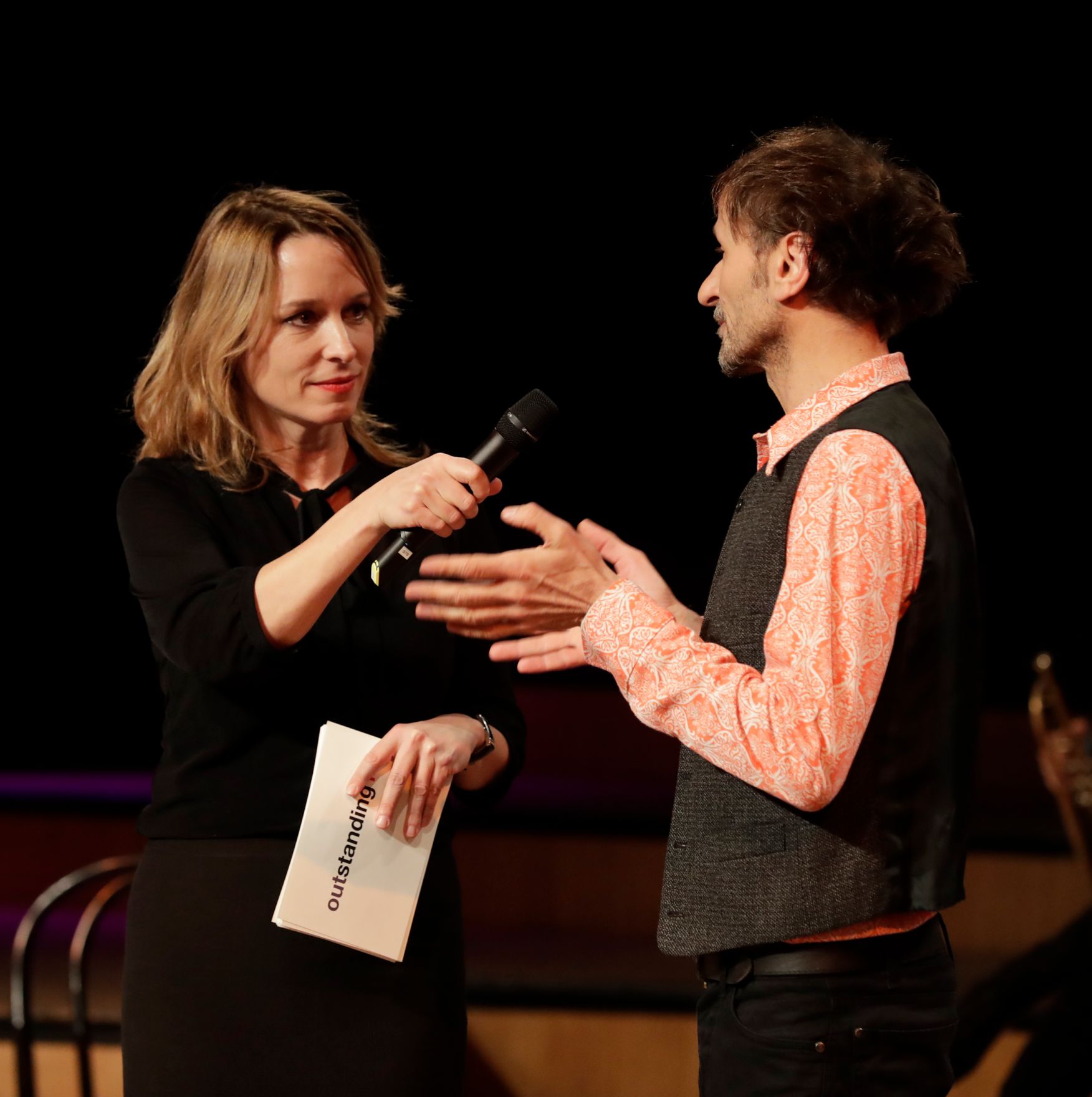 Am 1. Dezember 2016 fand die &Uuml;berreichung der outstanding artist awards 2016 im Radio Kulturhaus statt.