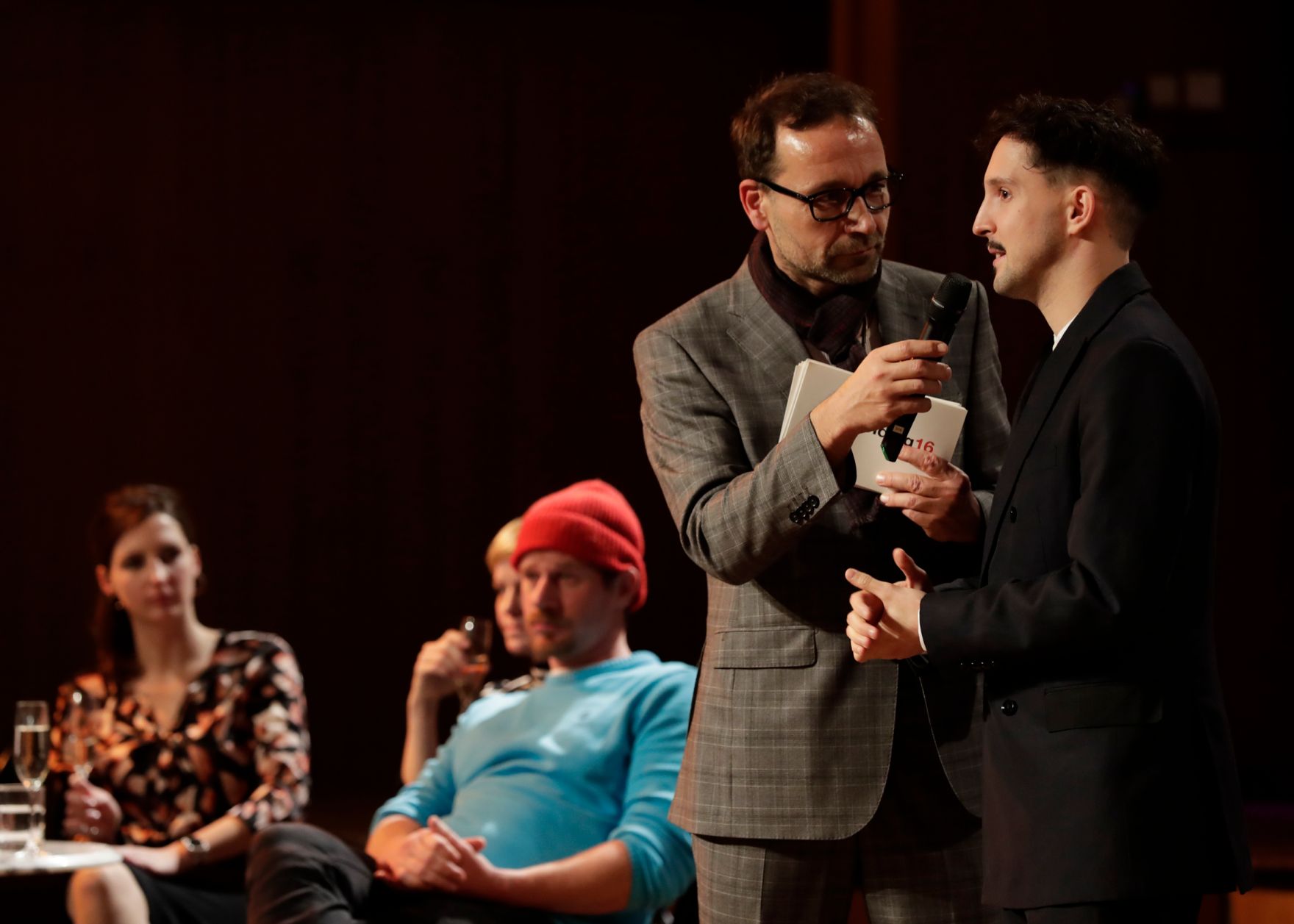 Am 1. Dezember 2016 fand die &Uuml;berreichung der outstanding artist awards 2016 im Radio Kulturhaus statt.