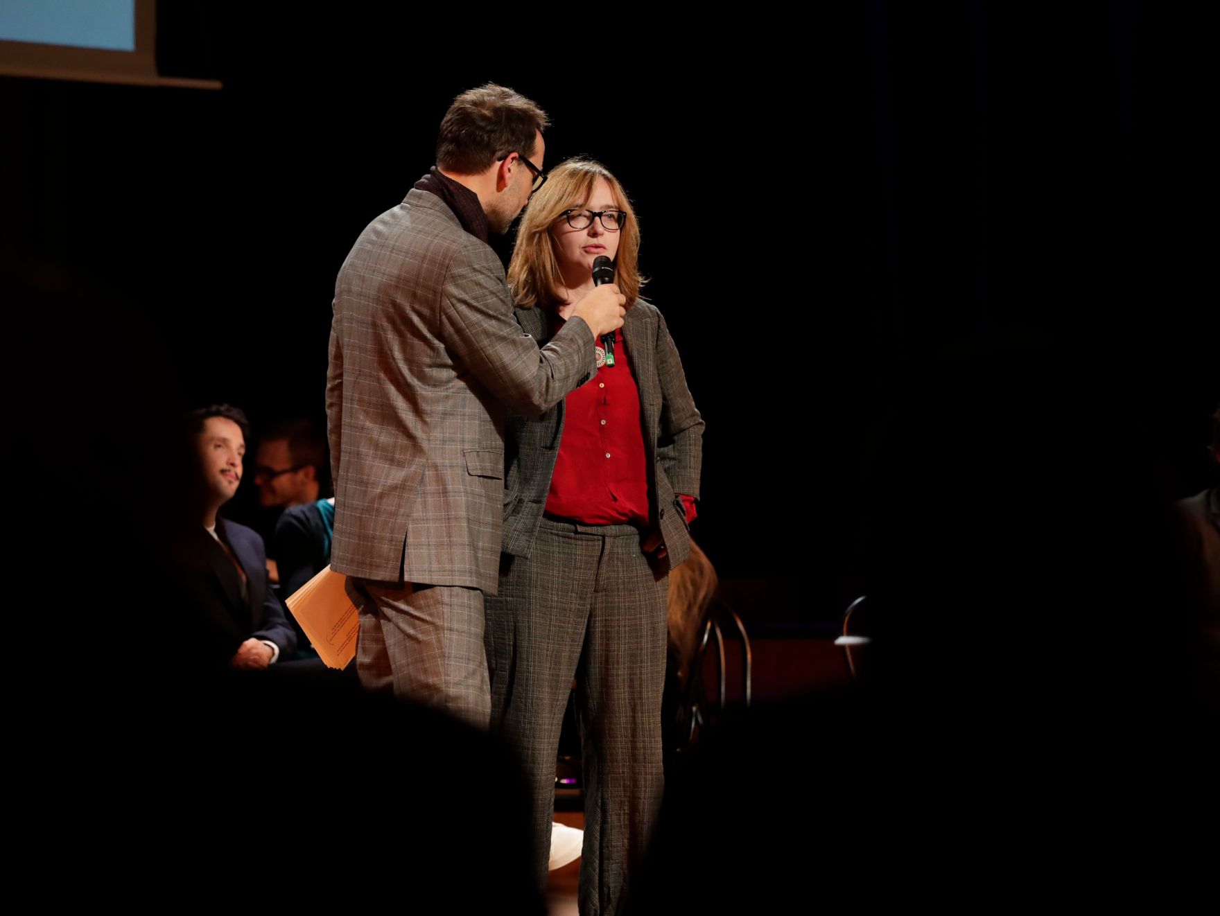 Am 1. Dezember 2016 fand die &Uuml;berreichung der outstanding artist awards 2016 im Radio Kulturhaus statt.