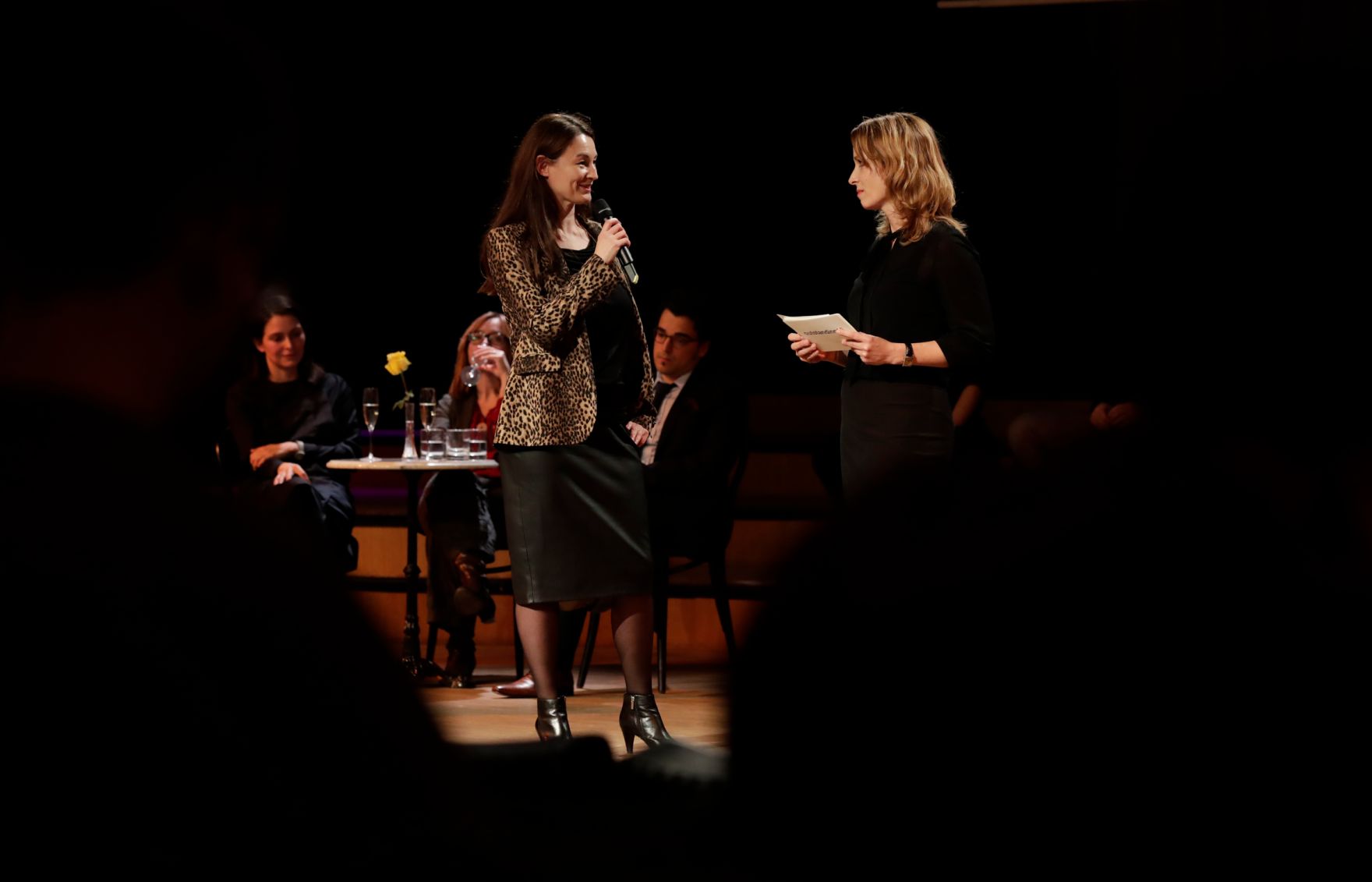 Am 1. Dezember 2016 fand die &Uuml;berreichung der outstanding artist awards 2016 im Radio Kulturhaus statt.