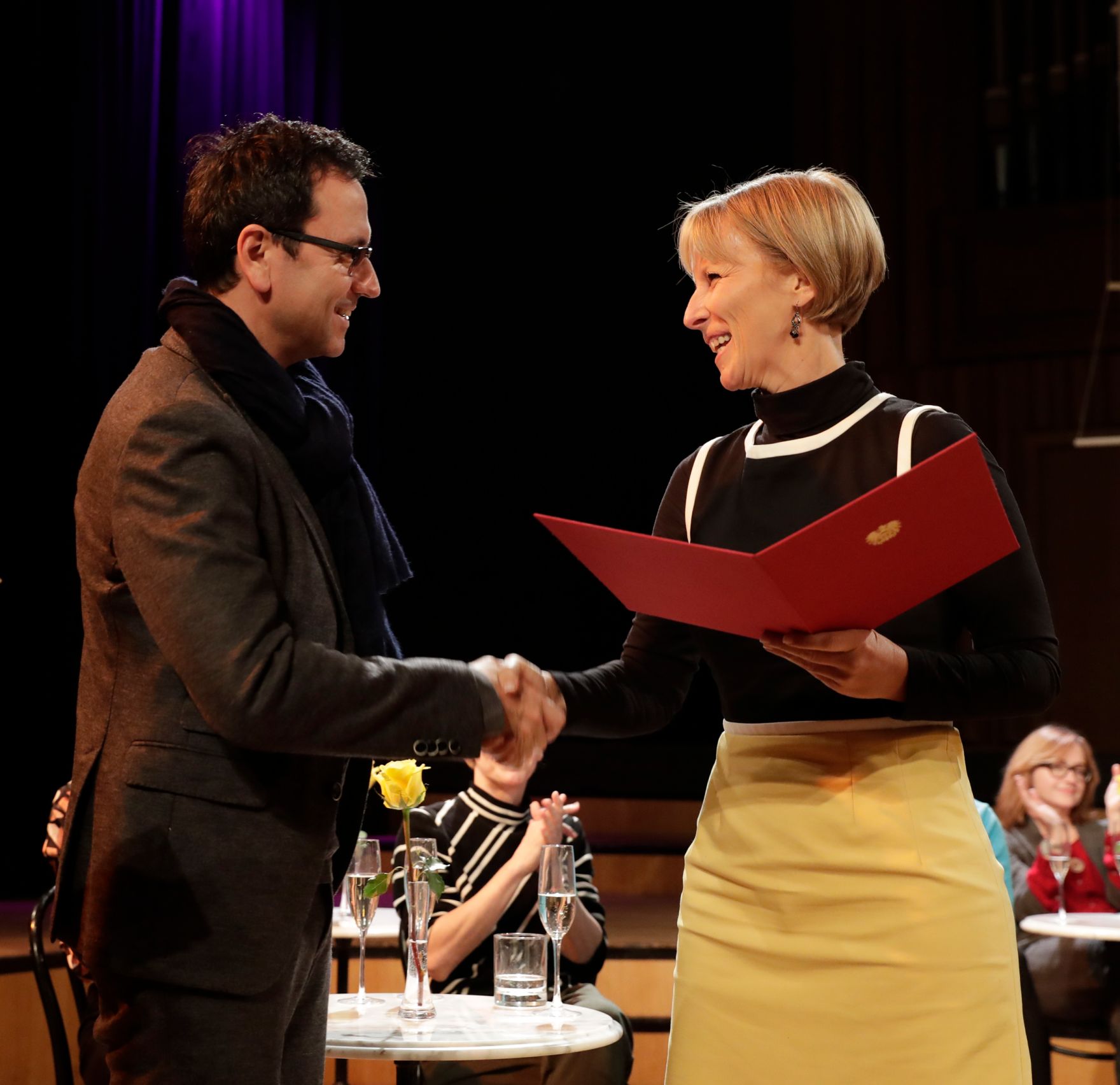 Am 1. Dezember 2016 fand die &Uuml;berreichung der outstanding artist awards 2016 im Radio Kulturhaus statt.