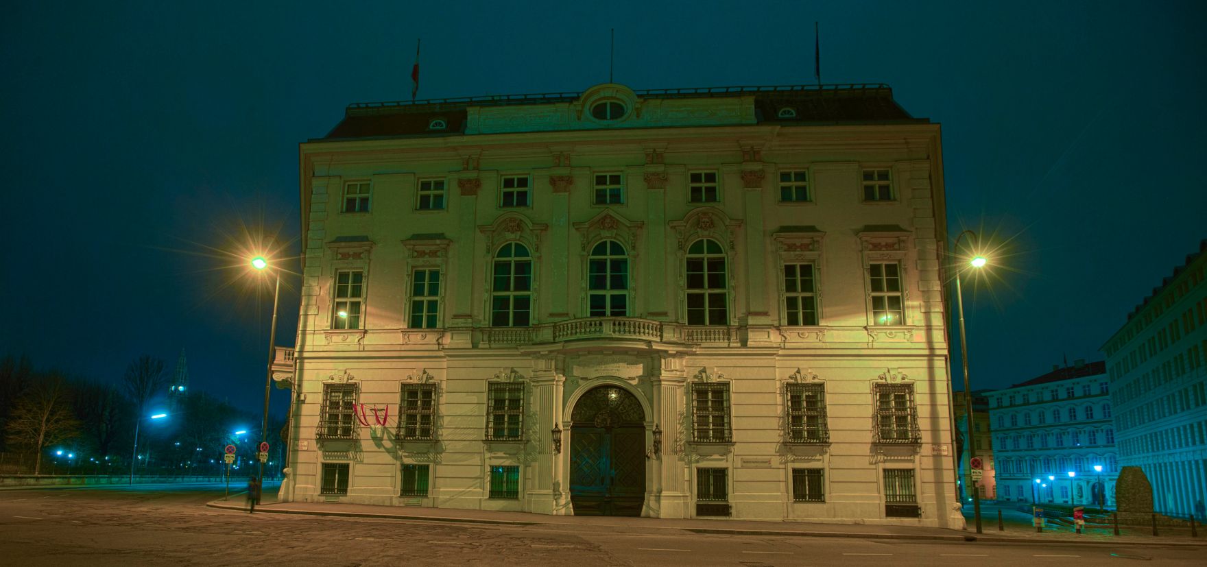 Am 25. M&auml;rz 2017 nahm das Bundeskanzleramt an der Earth Hour teil.