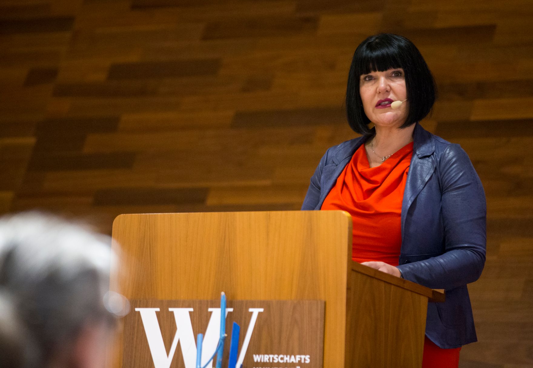 Am 24. April 2017 fand die Innovate 2017 - Konferenz zum Innovationsmanagement im &ouml;ffentlichen Sektor in der Wirtschaftsuniversit&auml;t Wien statt. Im Bild Sektionschefin Angelika Flatz bei der Er&ouml;ffnung.