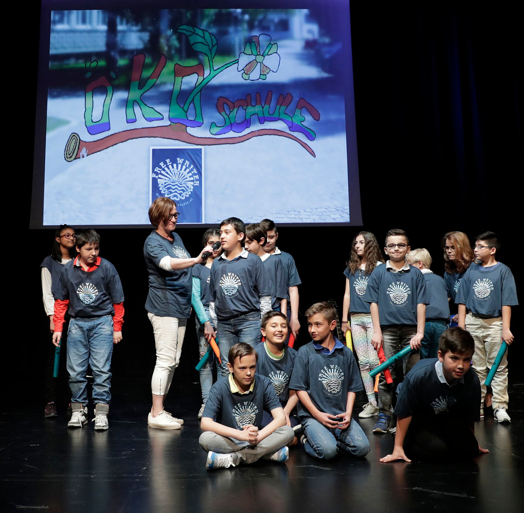 Am 17. Mai 2017 fand im Kultur- und Kongresszentrum in Eisenstadt die Verleihung des &Ouml;sterreichischen Kinder- und Jugendbuchpreises statt.