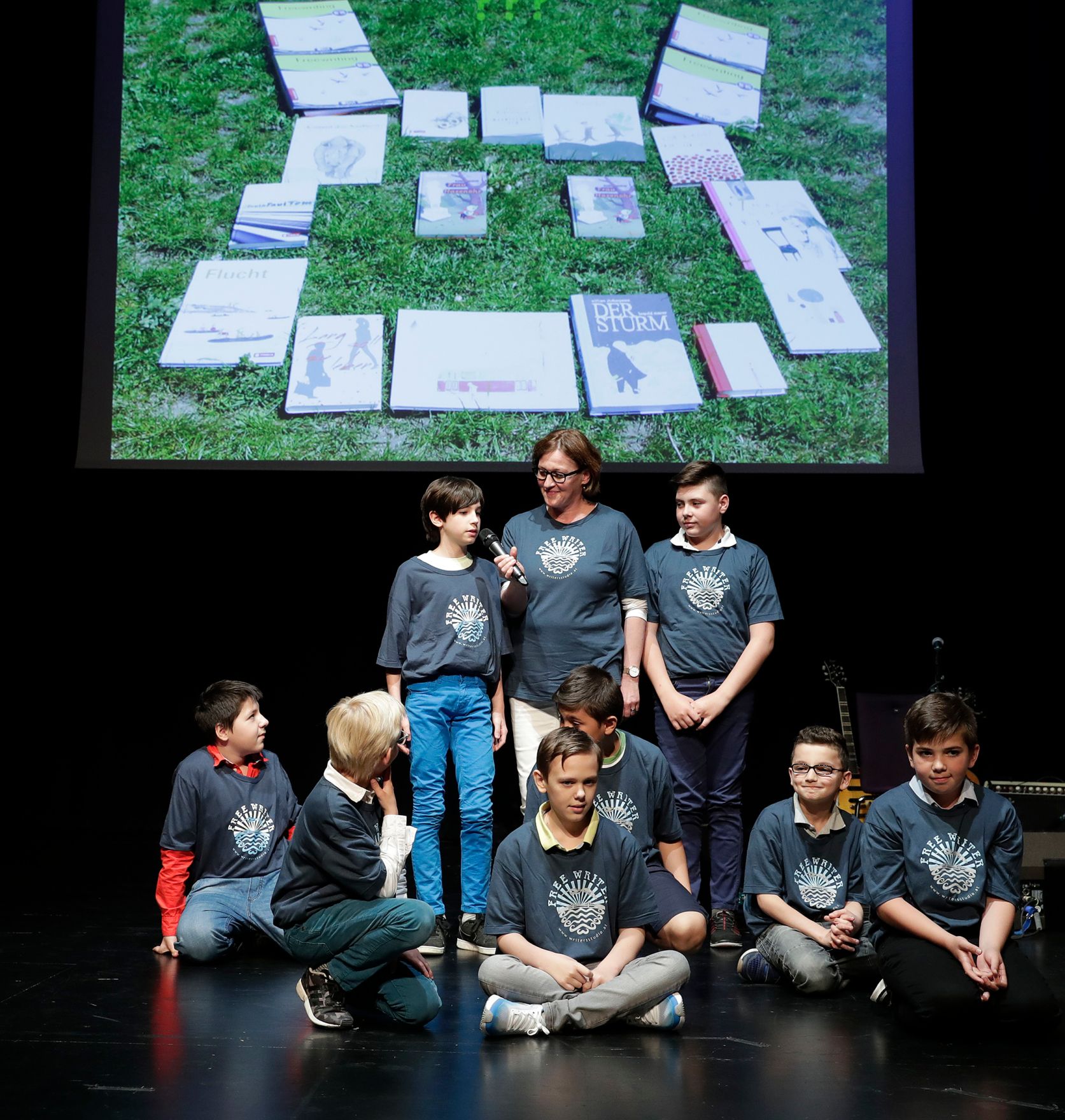 Am 17. Mai 2017 fand im Kultur- und Kongresszentrum in Eisenstadt die Verleihung des &Ouml;sterreichischen Kinder- und Jugendbuchpreises statt.