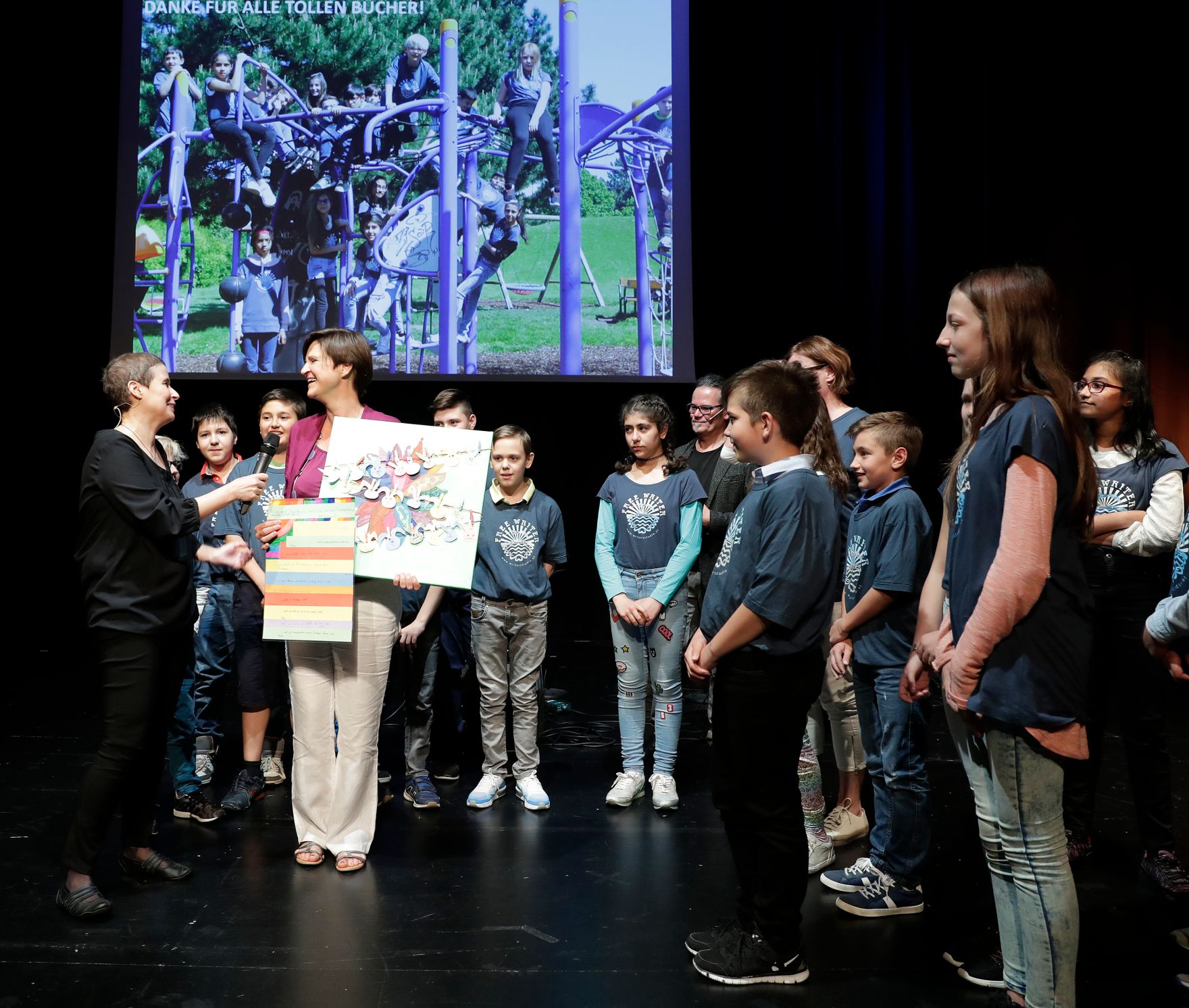 Am 17. Mai 2017 fand im Kultur- und Kongresszentrum in Eisenstadt die Verleihung des &Ouml;sterreichischen Kinder- und Jugendbuchpreises statt.