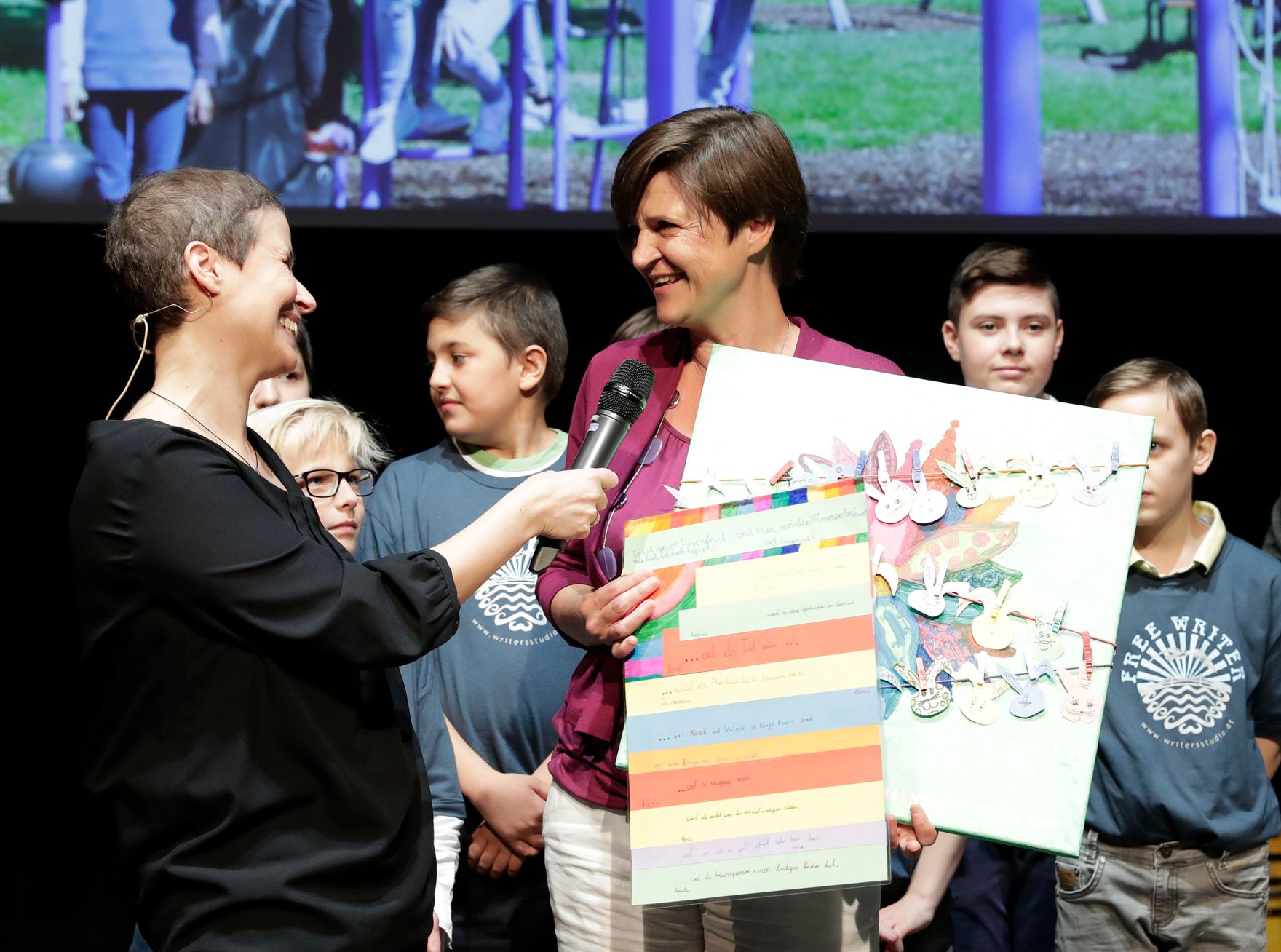 Am 17. Mai 2017 fand im Kultur- und Kongresszentrum in Eisenstadt die Verleihung des &Ouml;sterreichischen Kinder- und Jugendbuchpreises statt.