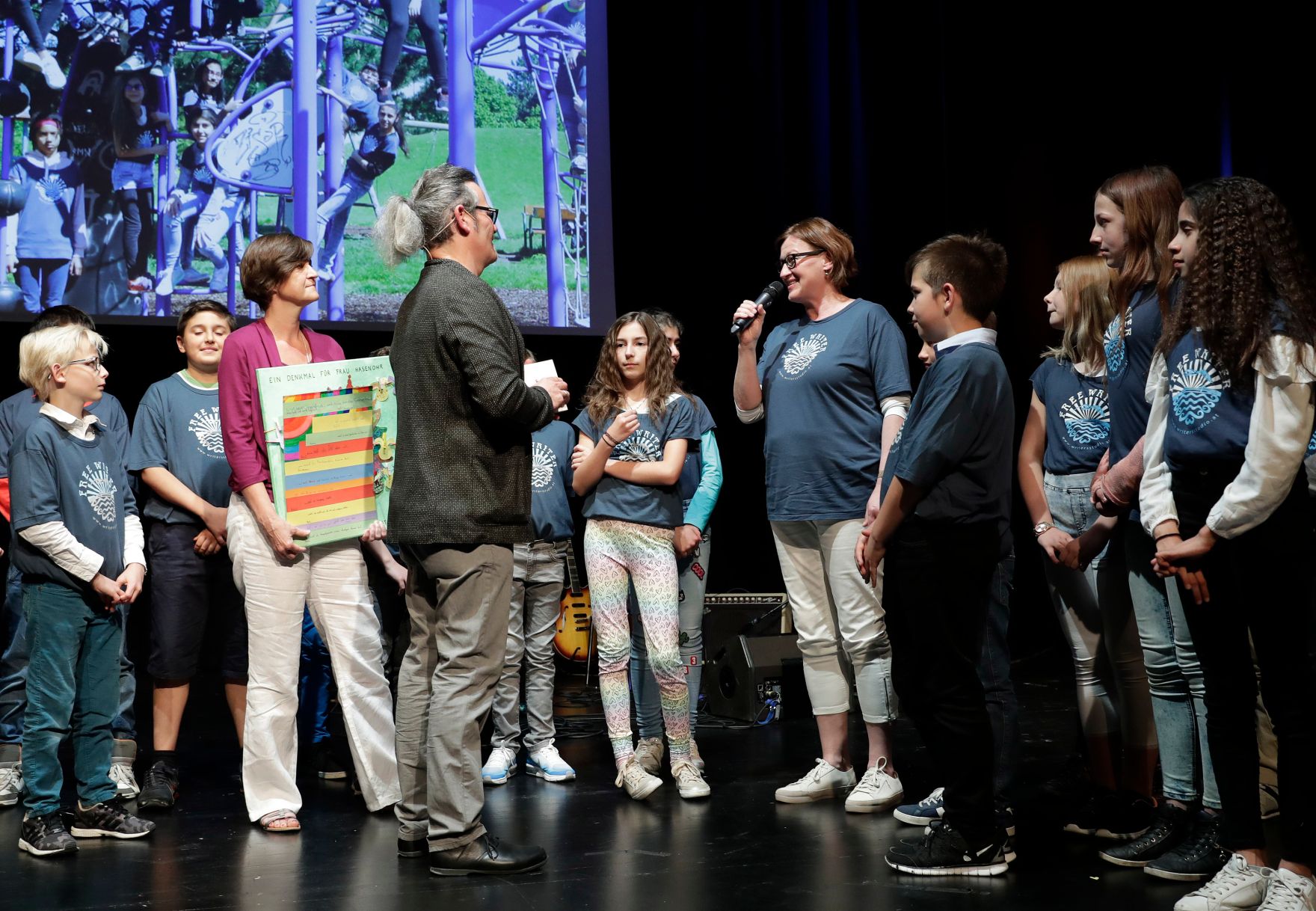 Am 17. Mai 2017 fand im Kultur- und Kongresszentrum in Eisenstadt die Verleihung des &Ouml;sterreichischen Kinder- und Jugendbuchpreises statt.