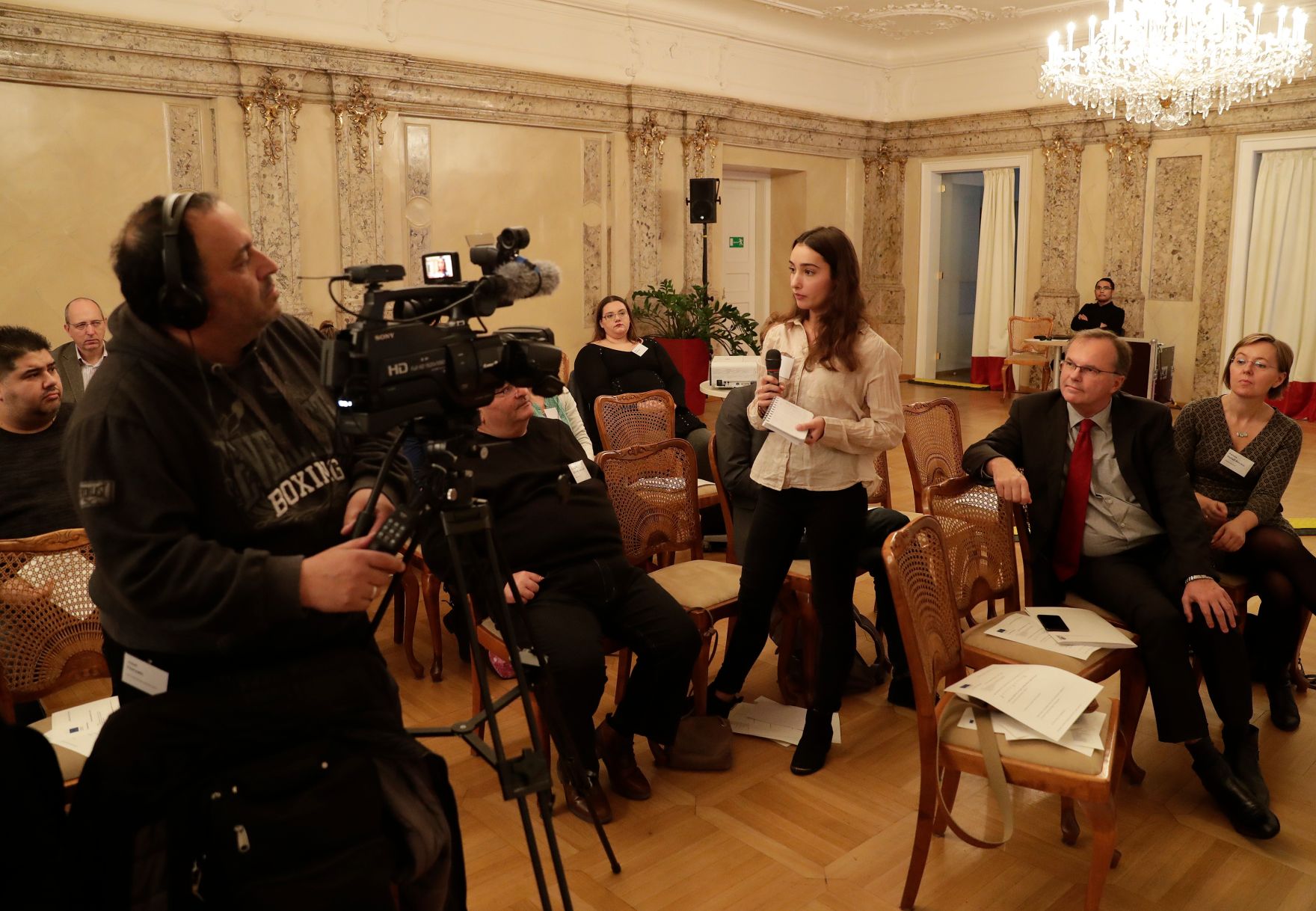 Am 24. November 2017 fand die 20. Roma Dialogplattform des Bundeskanzleramts zum Thema &quot;Au&szlig;erschulische Jugendarbeit&quot; statt.