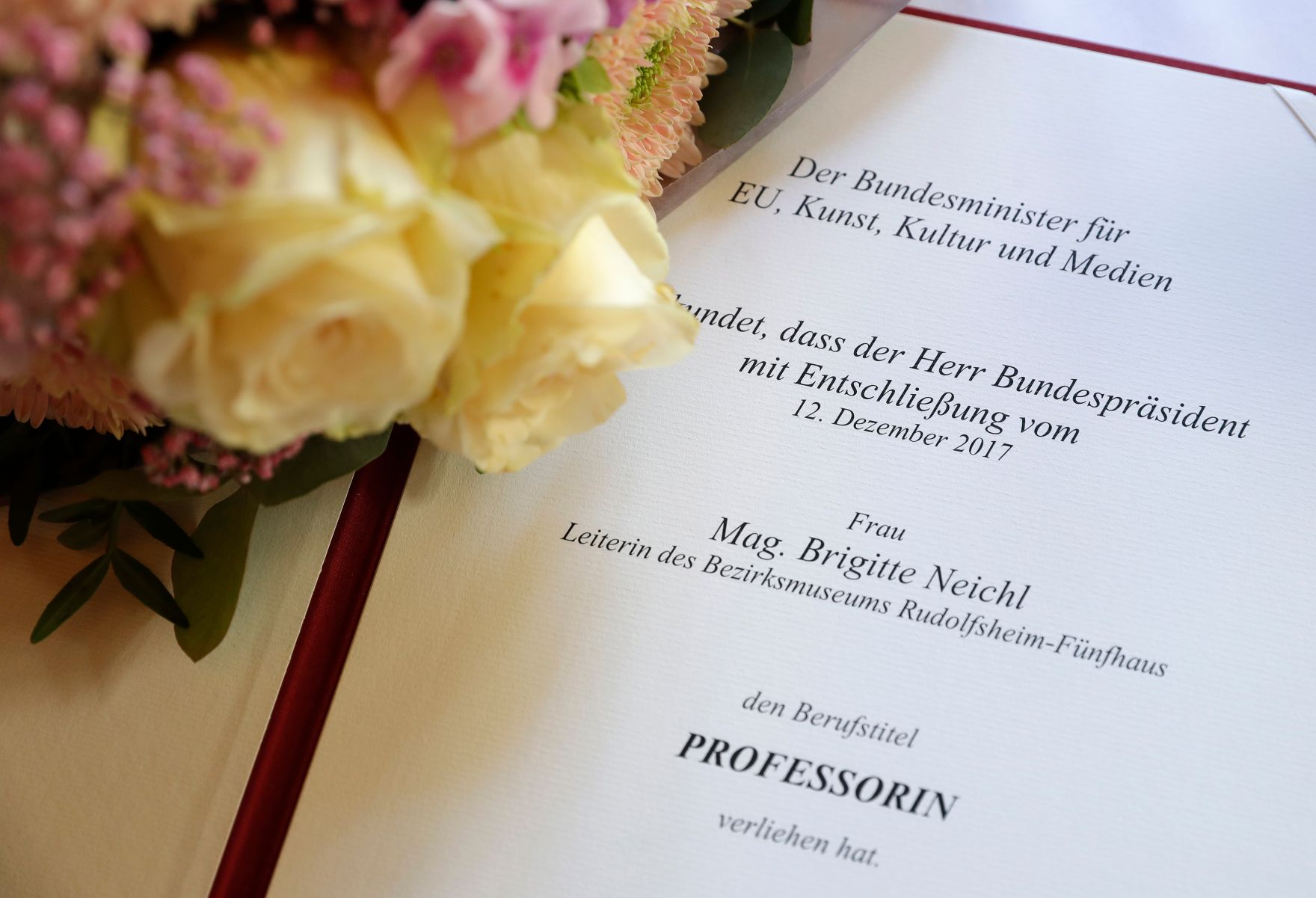 Am 3. Juli 2018 wurden die Urkunde &uuml;ber die Verleihung des Berufstitels Professorin an Brigitte Neichl und das &Ouml;sterreichische Ehrenkreuz f&uuml;r Wissenschaft und Kunst an Josef Stargl &uuml;berreicht.