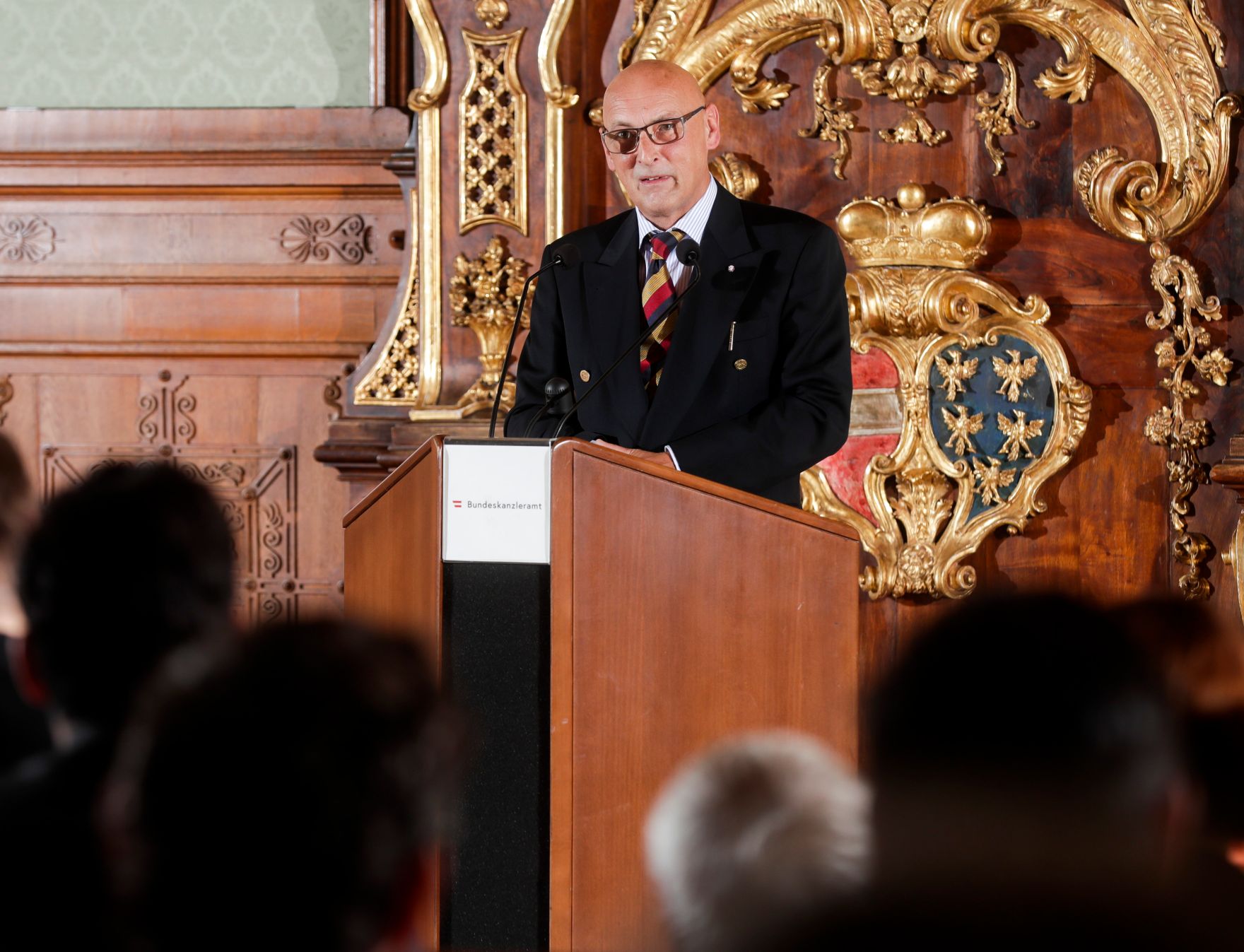 Am 23. Oktober 2018 &uuml;berreichte Ministerialrat Reinhold Hohengartner das Goldene Ehrenzeichen f&uuml;r Verdienste um die Republik &Ouml;sterreich an Gerhard Hermanky (im Bild) und Karl Novak.