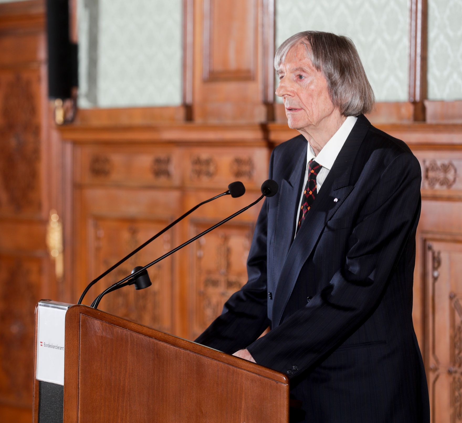 Am 23. Oktober 2018 &uuml;berreichte Ministerialrat Reinhold Hohengartner das Goldene Ehrenzeichen f&uuml;r Verdienste um die Republik &Ouml;sterreich an Gerhard Hermanky und Karl Novak (im Bild).