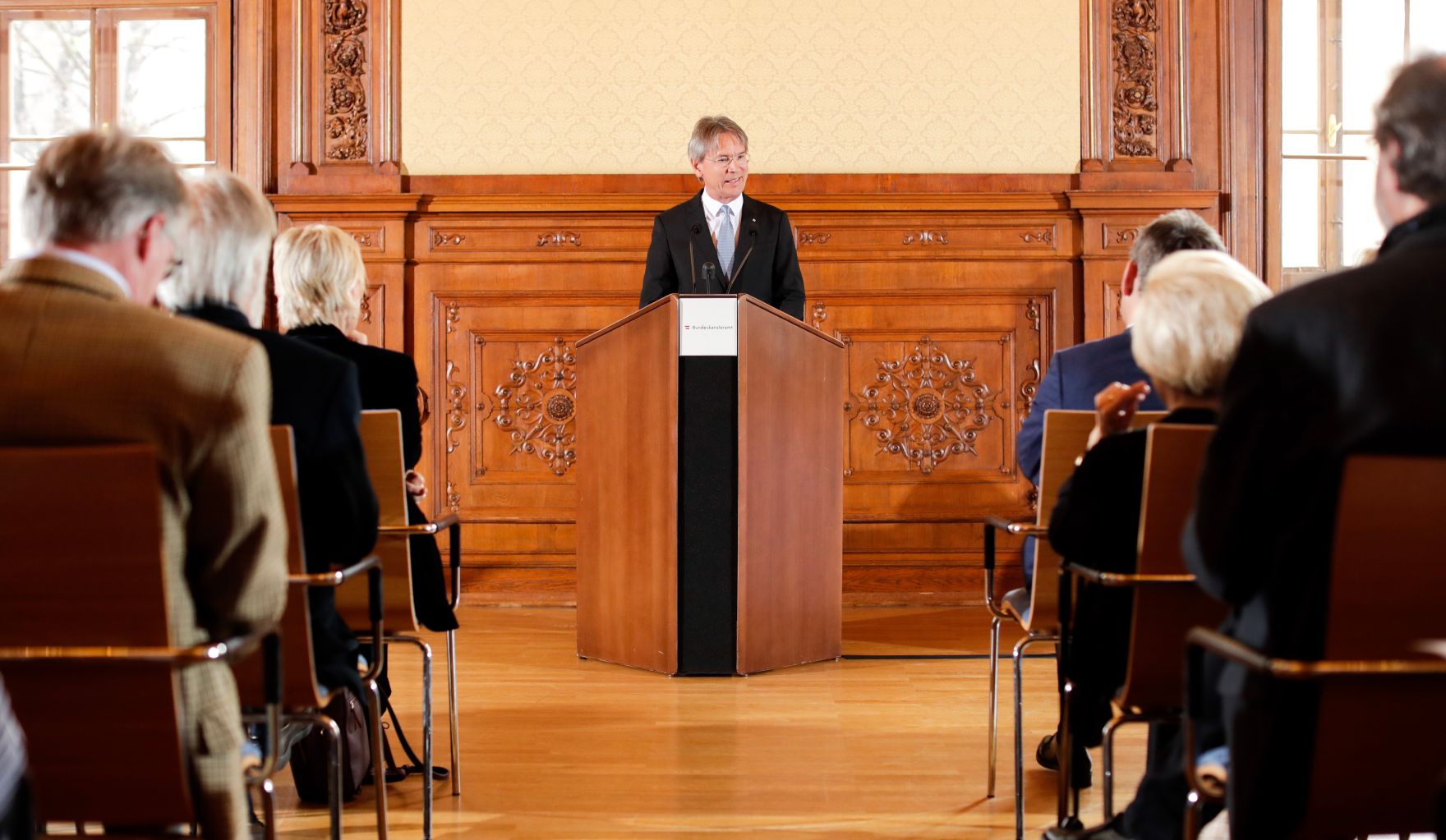 Am 7. November 2018 &uuml;berreichte Sektionschef J&uuml;rgen Meindl das Gro&szlig;e Ehrenzeichen f&uuml;r Verdienste um die Republik &Ouml;sterreich an Karin Kathrein und die Urkunde &uuml;ber die Verleihung des Berufstitels Professor an Stephan-Matthias Lademann (im Bild).