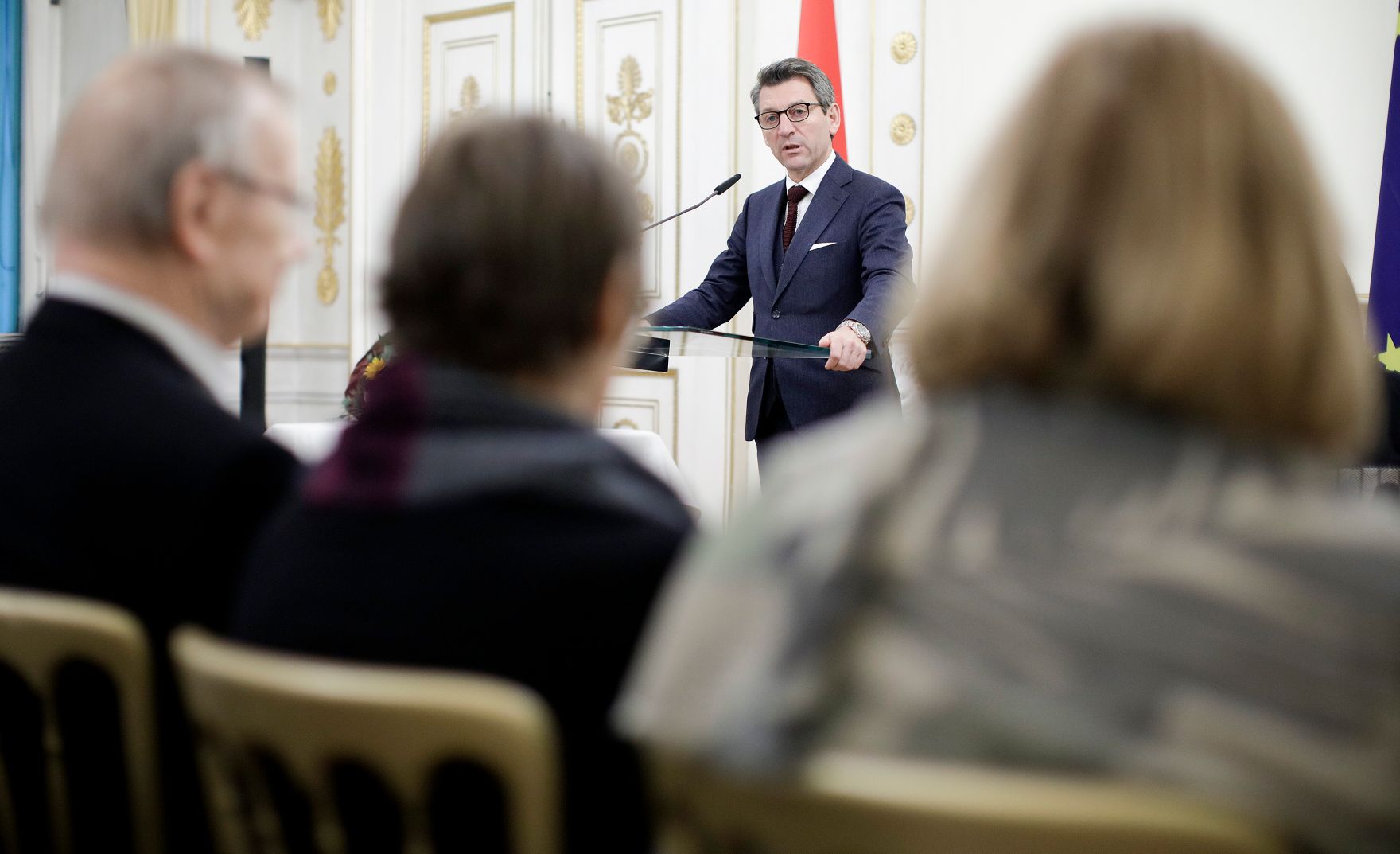 Am 22. November 2018 verlieh Sektionschef J&uuml;rgen Meindl (im Bild) den &Ouml;sterreichischen Staatspreis f&uuml;r Kulturpublizistik an Martin Pollack.