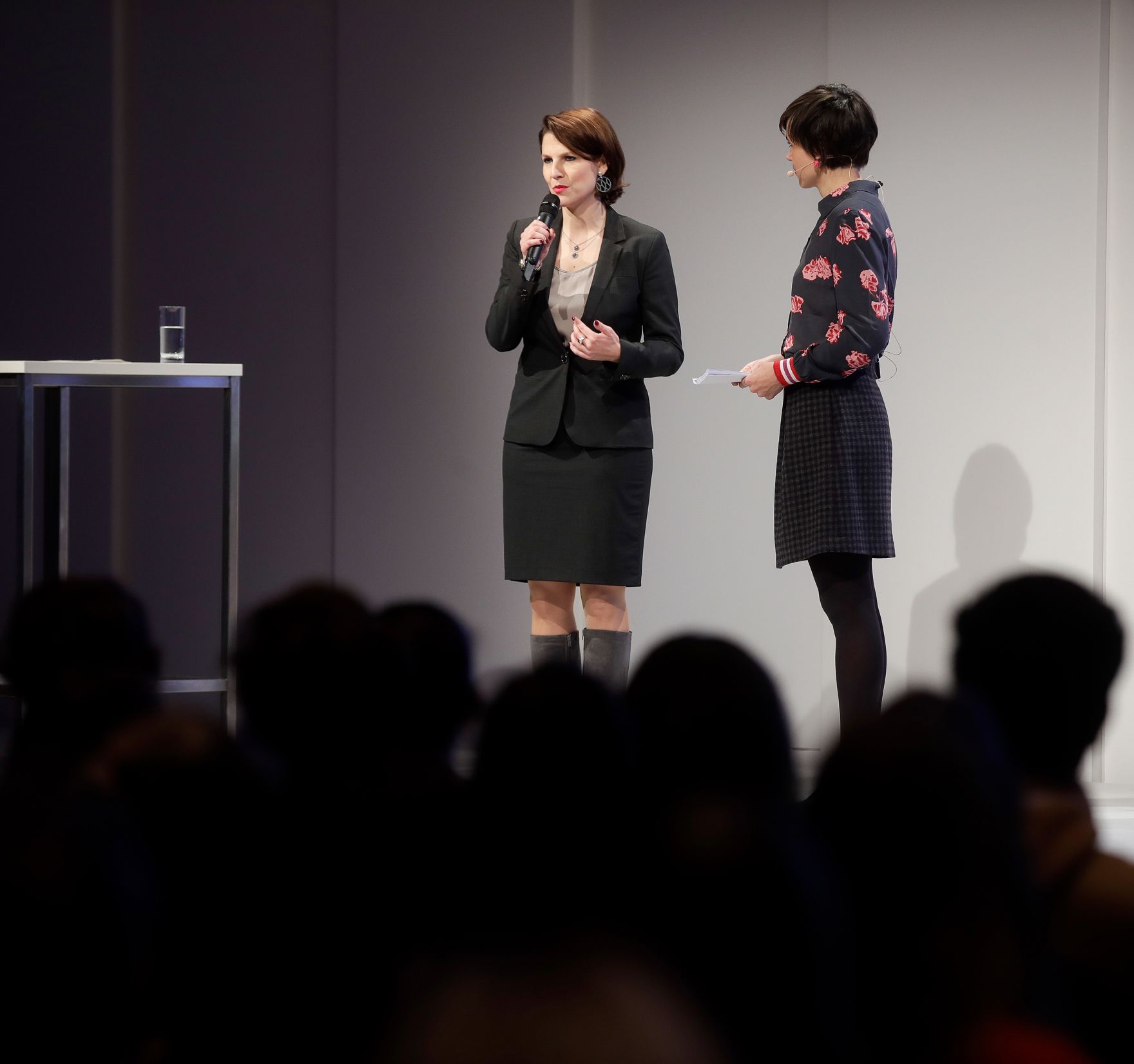 Am 19. Dezember 2018 fand eine Tag der offenen T&uuml;r im Austria Center Vienna statt zum Abschluss des EU-Ratvorsitzes. Im Bild Staatssekret&auml;rin Karoline Edtstadler (l.).