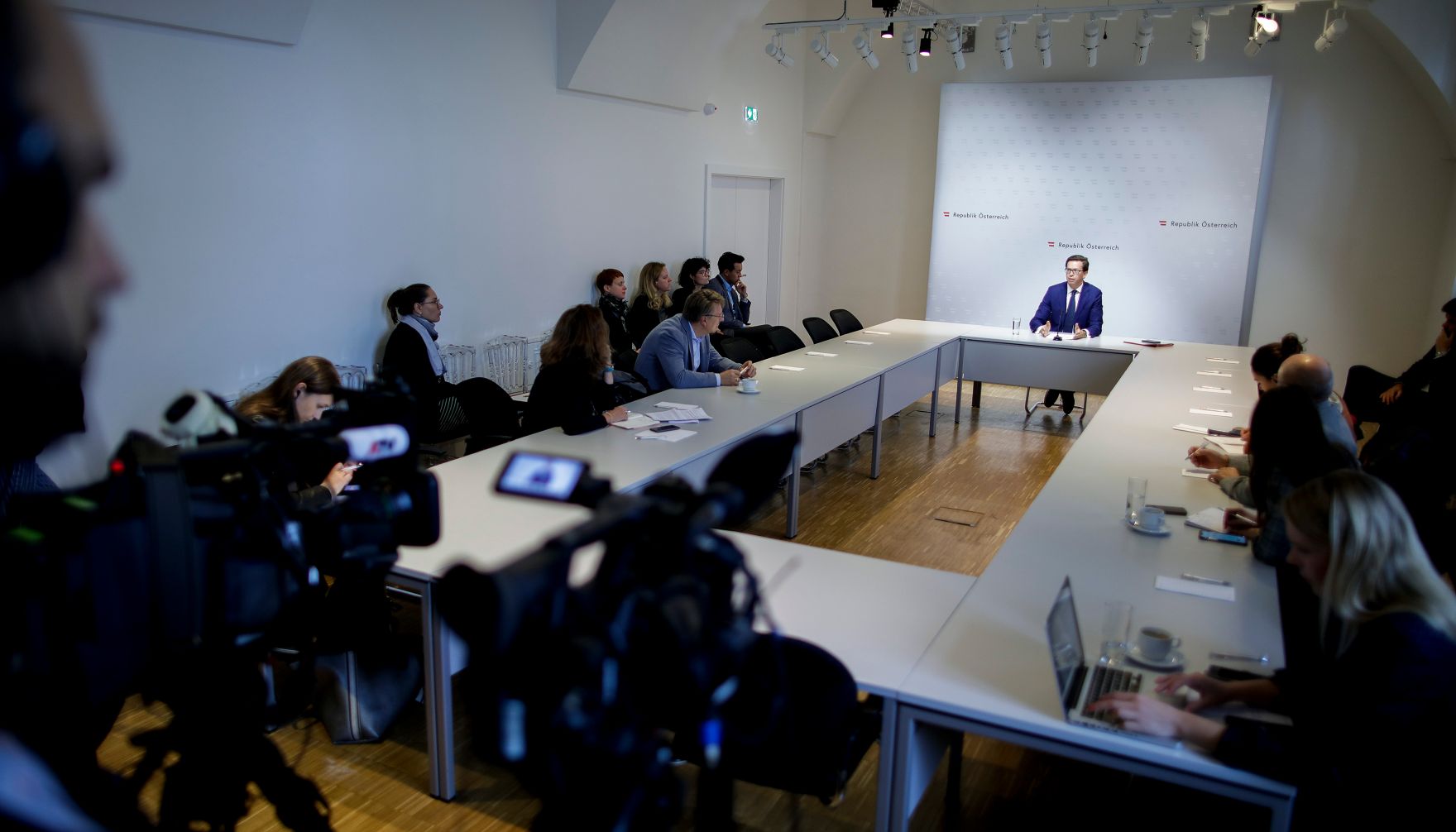 Am 16. Oktober 2019 lud Regierungssprecher Alexander Winterstein zu einem Briefing zu den aktuellen Themen der Bundesregierung.