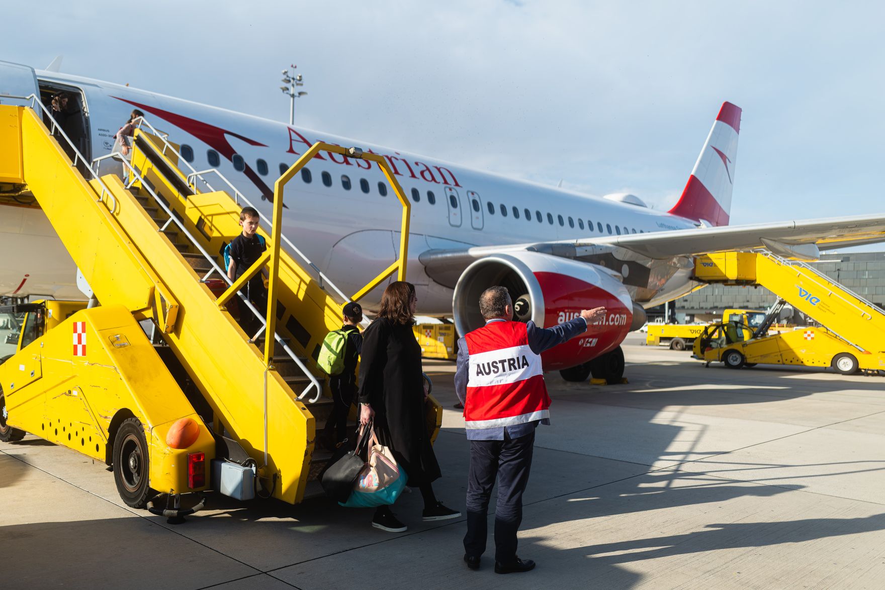 Am 12. Oktober 2023 landete der erste Evakuierungsflug f&uuml;r &Ouml;sterreicherinnen und &Ouml;sterreicher aus Israel am Flughafen Schwechat.