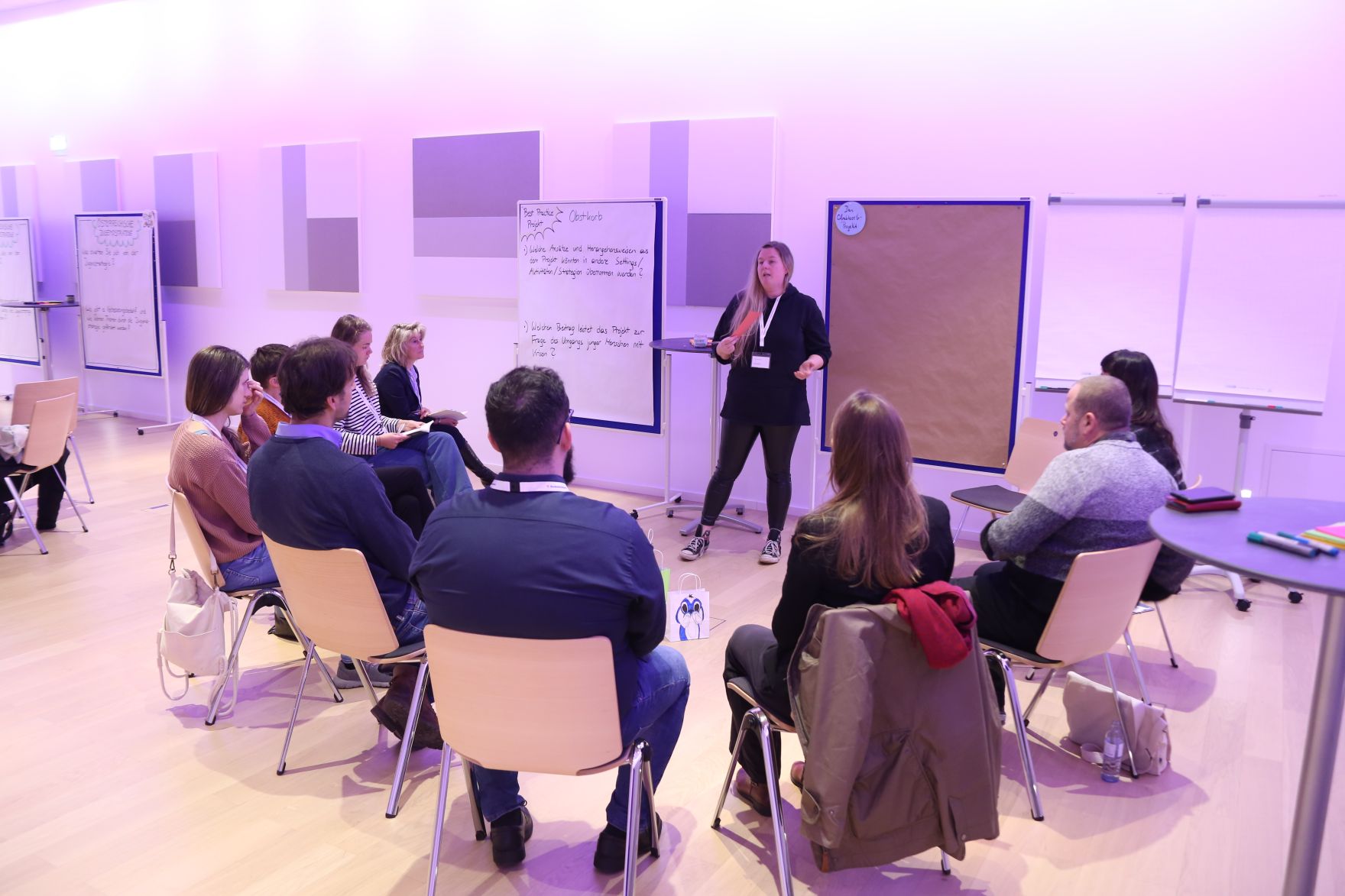 Am 28. November 2023 fand das 9. Forum Jugendstrategie unter dem Titel &quot;Jugend und Krisen: Initiativen in schwierigen Zeiten&quot; statt.