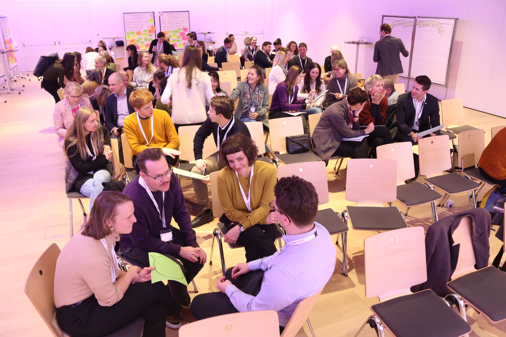 Am 28. November 2023 fand das 9. Forum Jugendstrategie unter dem Titel &quot;Jugend und Krisen: Initiativen in schwierigen Zeiten&quot; statt.