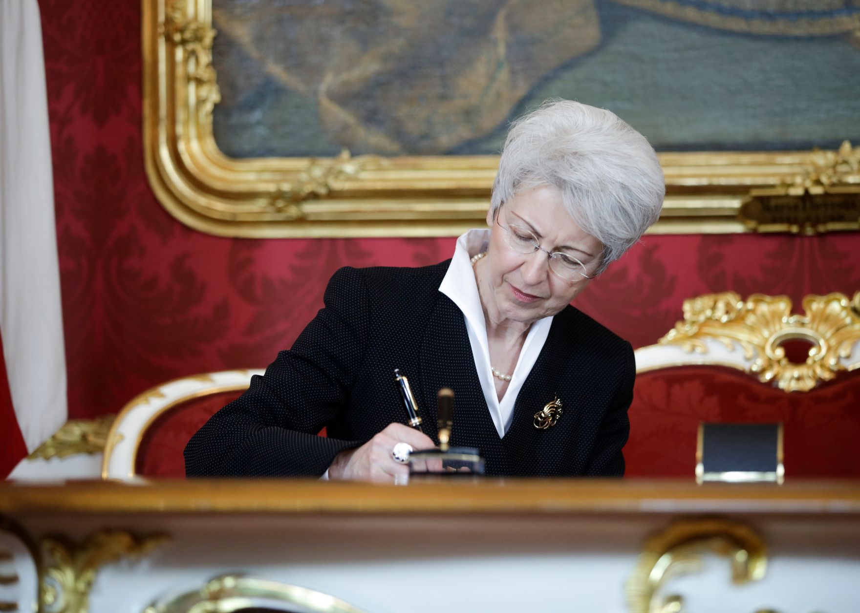 Am 3. Juni 2019 wurde die neue Bundesregierung vom Bundespr&auml;sidenten in der Pr&auml;sidentschaftskanzlei angelobt. Im Bild Bundesministerin Elisabeth Udolf-Strobl .