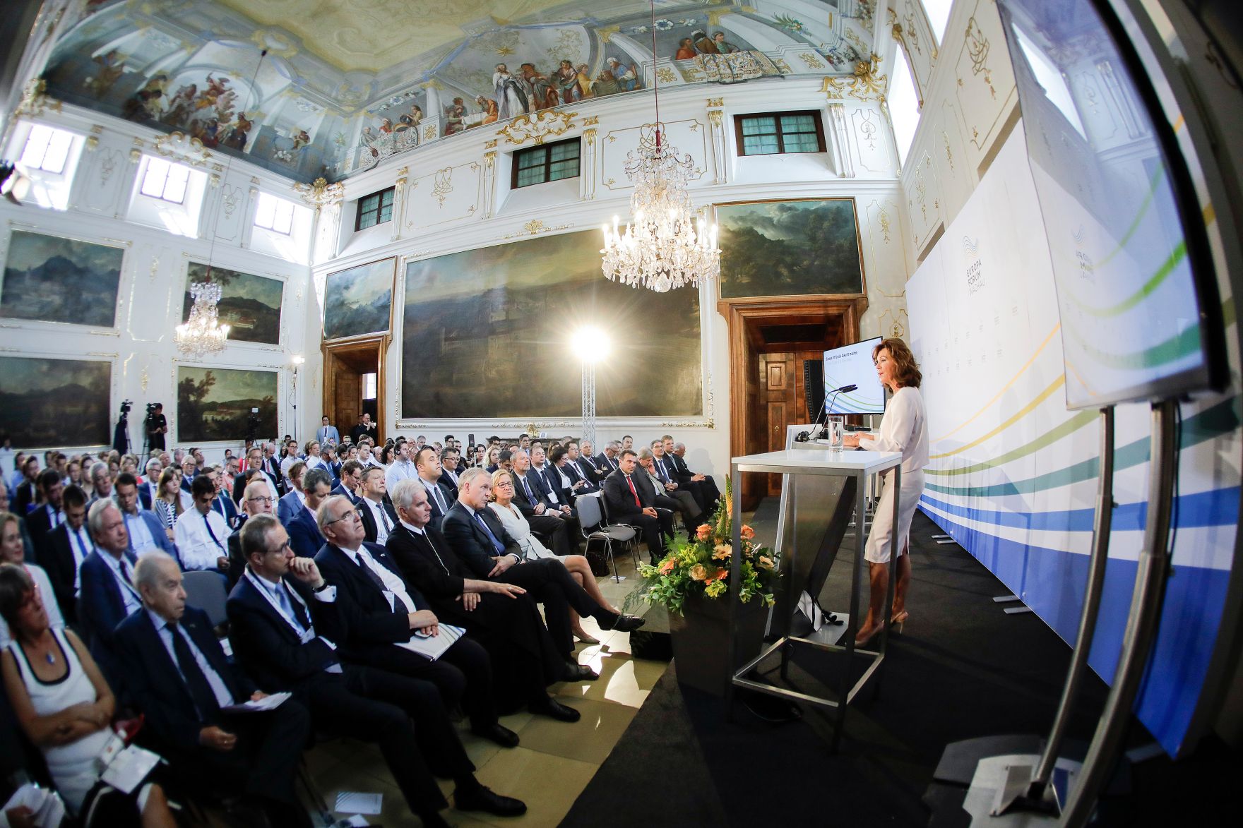 Am 15. Juni 2019 nahm Bundeskanzlerin Brigitte Bierlein am Europaforum Wachau teil.