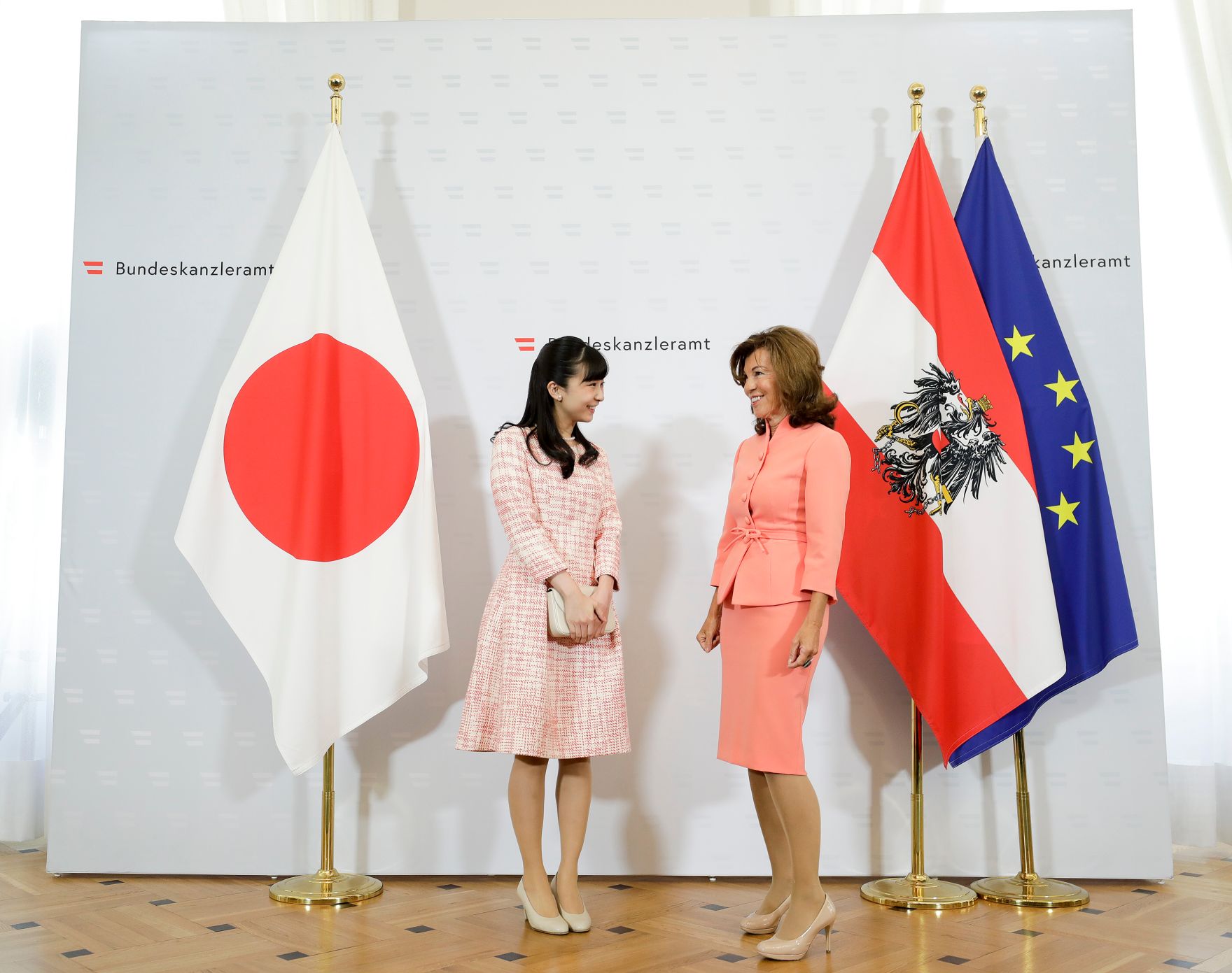 Am 18. September 2019 empfing Bundeskanzlerin Brigitte Bierlein (r.) die japanische Prinzessin Kako (l.) zu einem Gespr&auml;ch.