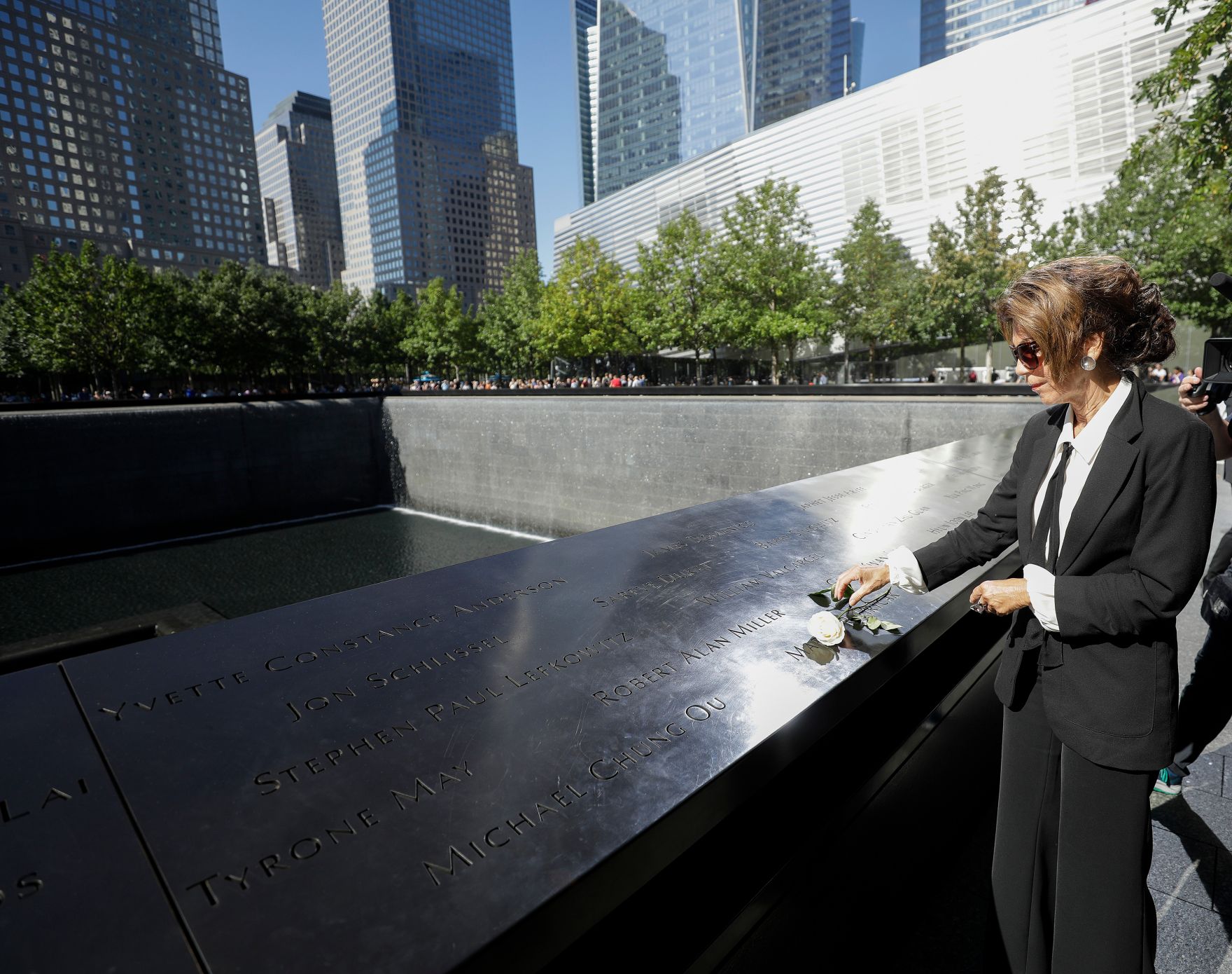Am 21. September 2019 reiste Bundeskanzlerin Brigitte Bierlein anl&auml;sslich der UN-Generalversammlung nach New York. Im Bild beim 9/11 Memorial.