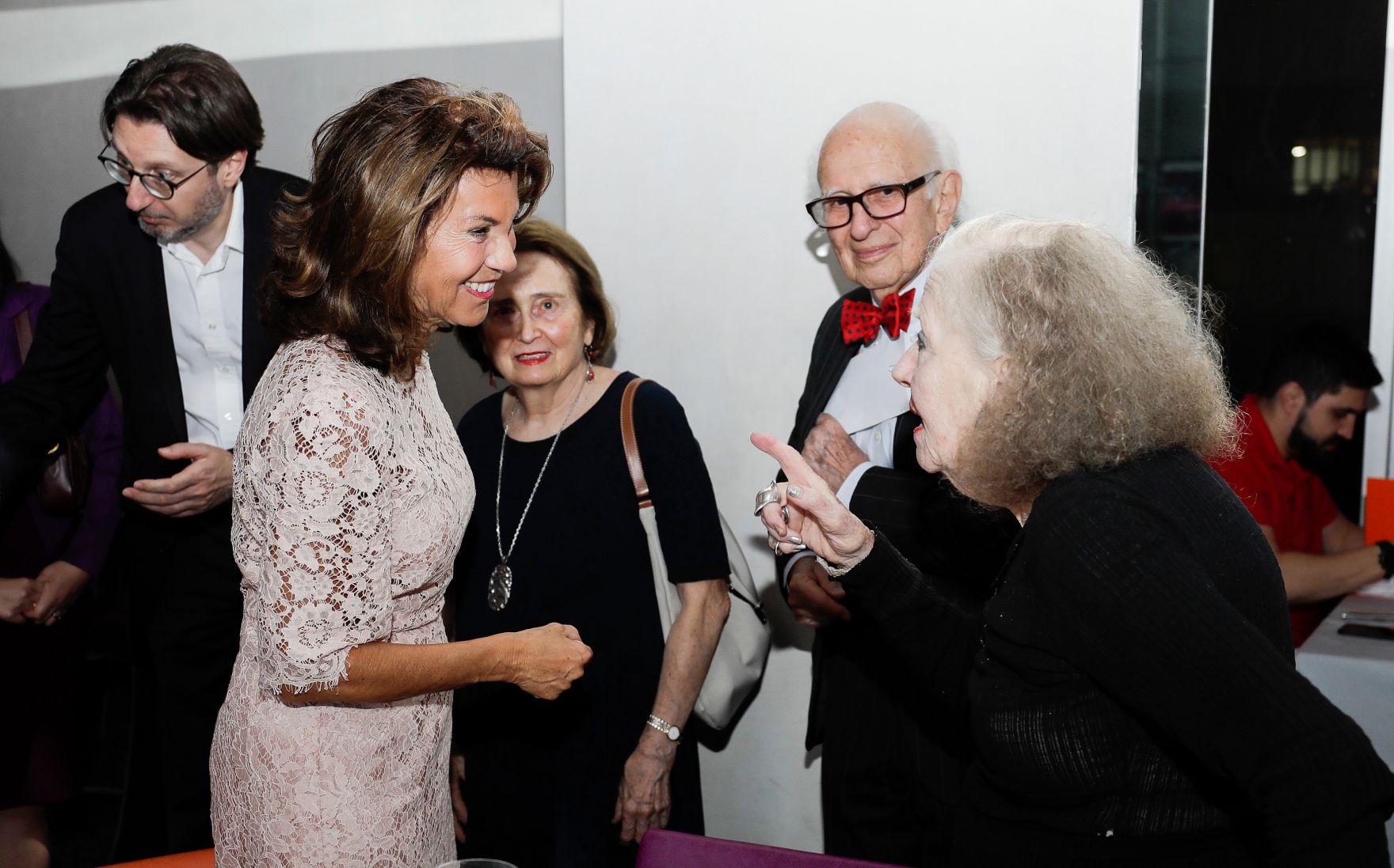 Am 21. September 2019 reiste Bundeskanzlerin Brigitte Bierlein (l.) anl&auml;sslich der UN-Generalversammlung nach New York. Im Bild mit Eric Kandel (m.r.), Denise Kandel (m.l.) und Lisl Steiner (r.).