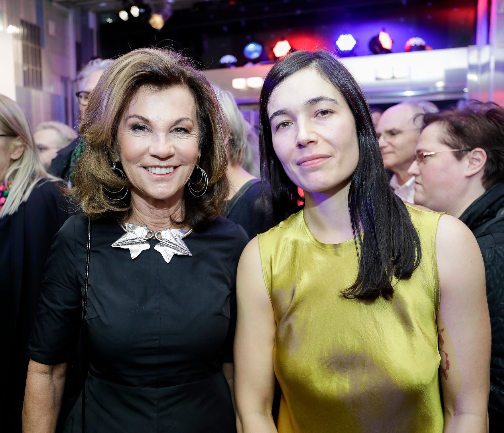 Am 24. Oktober 2019 er&ouml;ffnete Bundeskanzlerin Brigitte Bierlein (l.) die Viennale 2019. Im Bild mit der Direktorin der Viennale Eva Sangiorgi (r.).