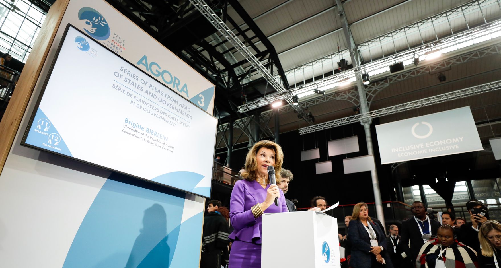 Am 12. November 2019 nahm Bundeskanzlerin Brigitte Bierlein (im Bild) am 2. Pariser Friedenforum teil.