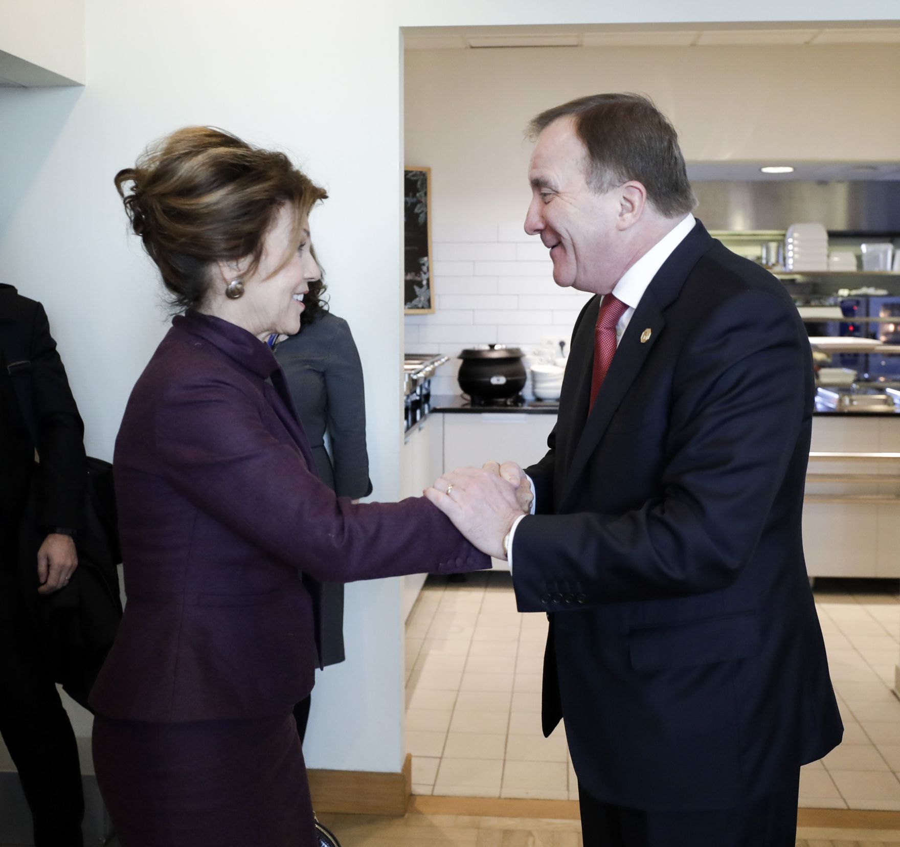 Am 11. Dezember 2019 nahm Bundeskanzlerin Brigitte Bierlein (l.) am Europ&auml;ischen Rat der Staats- und Regierungschefs teil. Im Bild beim Treffen zum mehrj&auml;hrige Finanzrahmen mit Stefan L&ouml;fven (r.), Premierminister Schweden, Mark Rutte, Premierministerin Niederlande und Mette Frederiksen, Premierministerin D&auml;nemark.