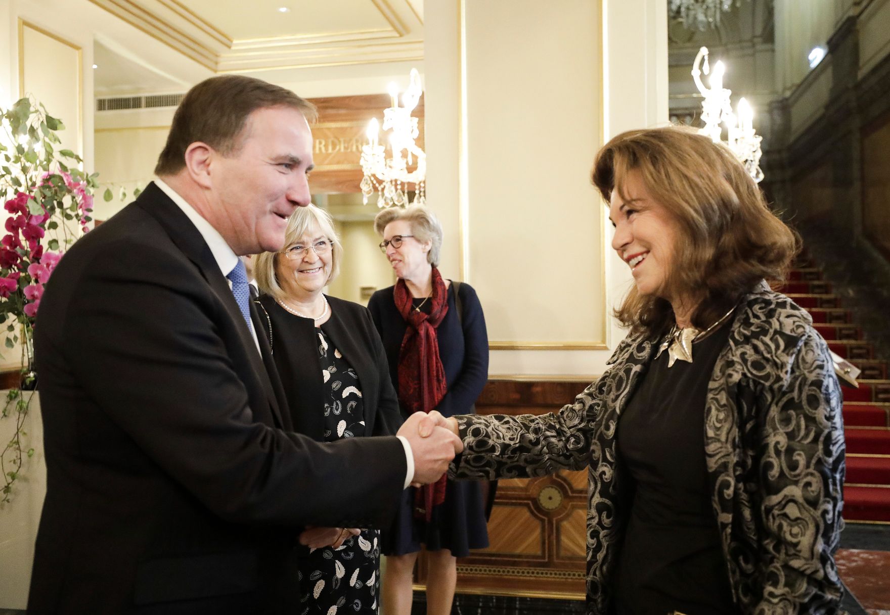 Am 1. J&auml;nner 2020 besuchte Bundeskanzlerin Brigitte Bierlein (r.) und Bundesminister Alexander Schallenberg das Neujahrskonzert. Im Bild mit dem schwedischen Ministerpr&auml;sidenten Stefan L&ouml;fven (l.).