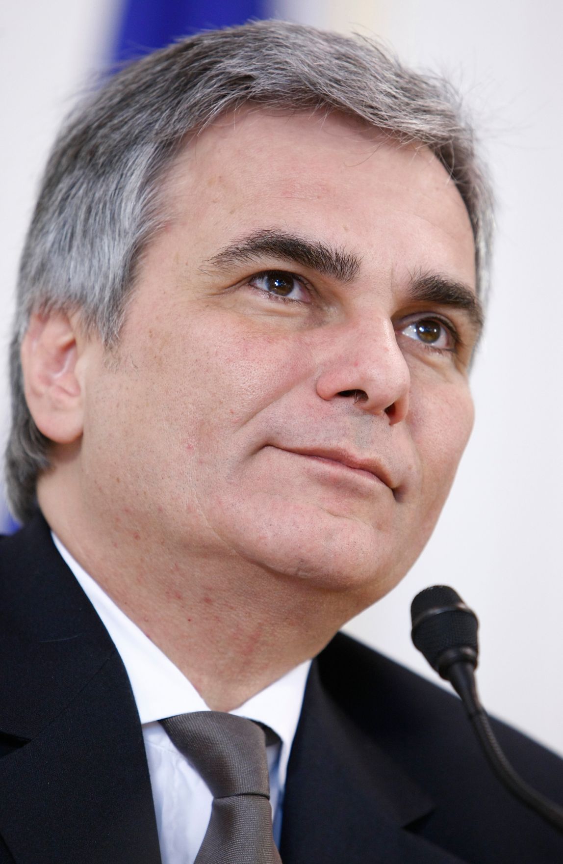 Bundeskanzler Werner Faymann beim Pressefoyer nach dem Ministerrat am 20. J&auml;nner 2009 im Bundeskanzleramt.