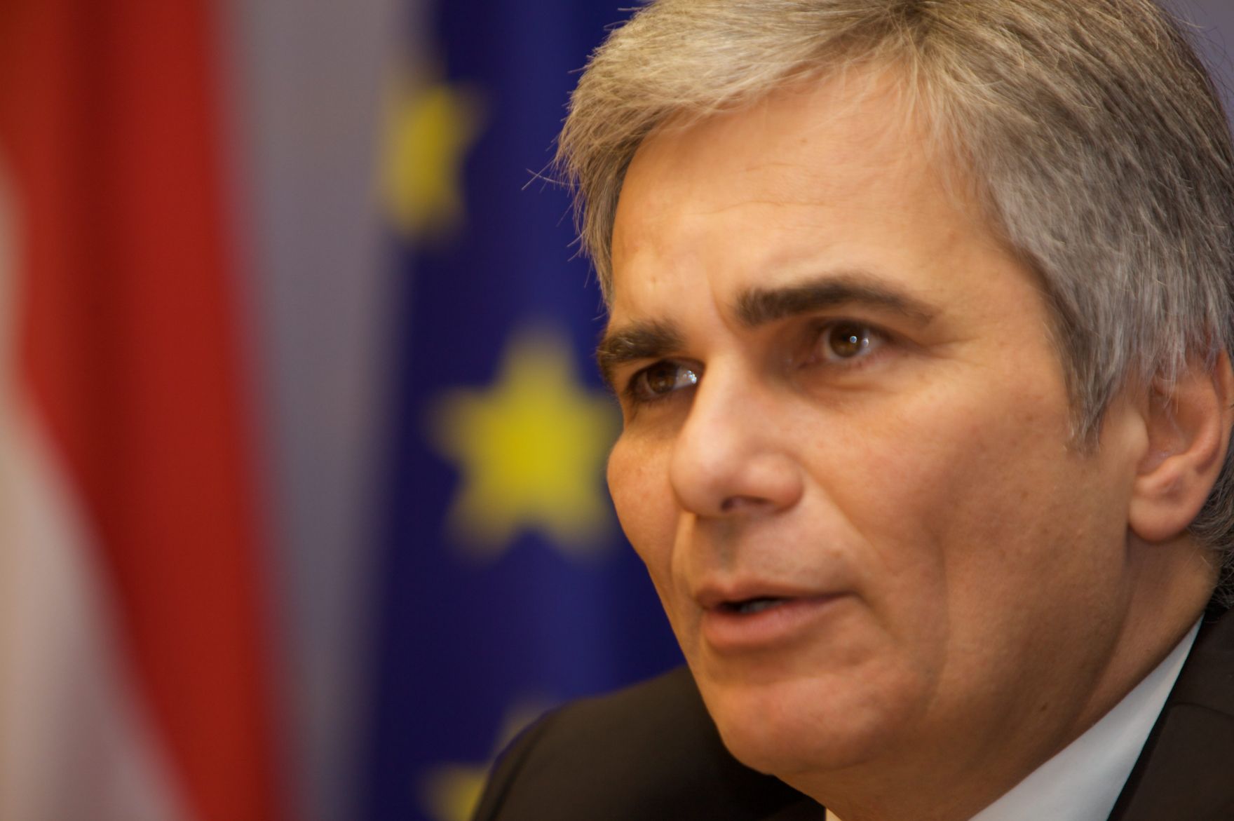 Freitag, den 29. Oktober 2010 fand in Br&uuml;ssel, Belgien die Abschluss-Pressekonferenz des &ouml;sterreichischen Bundeskanzlers Werner Faymann zum 2. Sitzungstag des Europ&auml;ischen Rates der EU-Staats- und Regierungschefs statt.