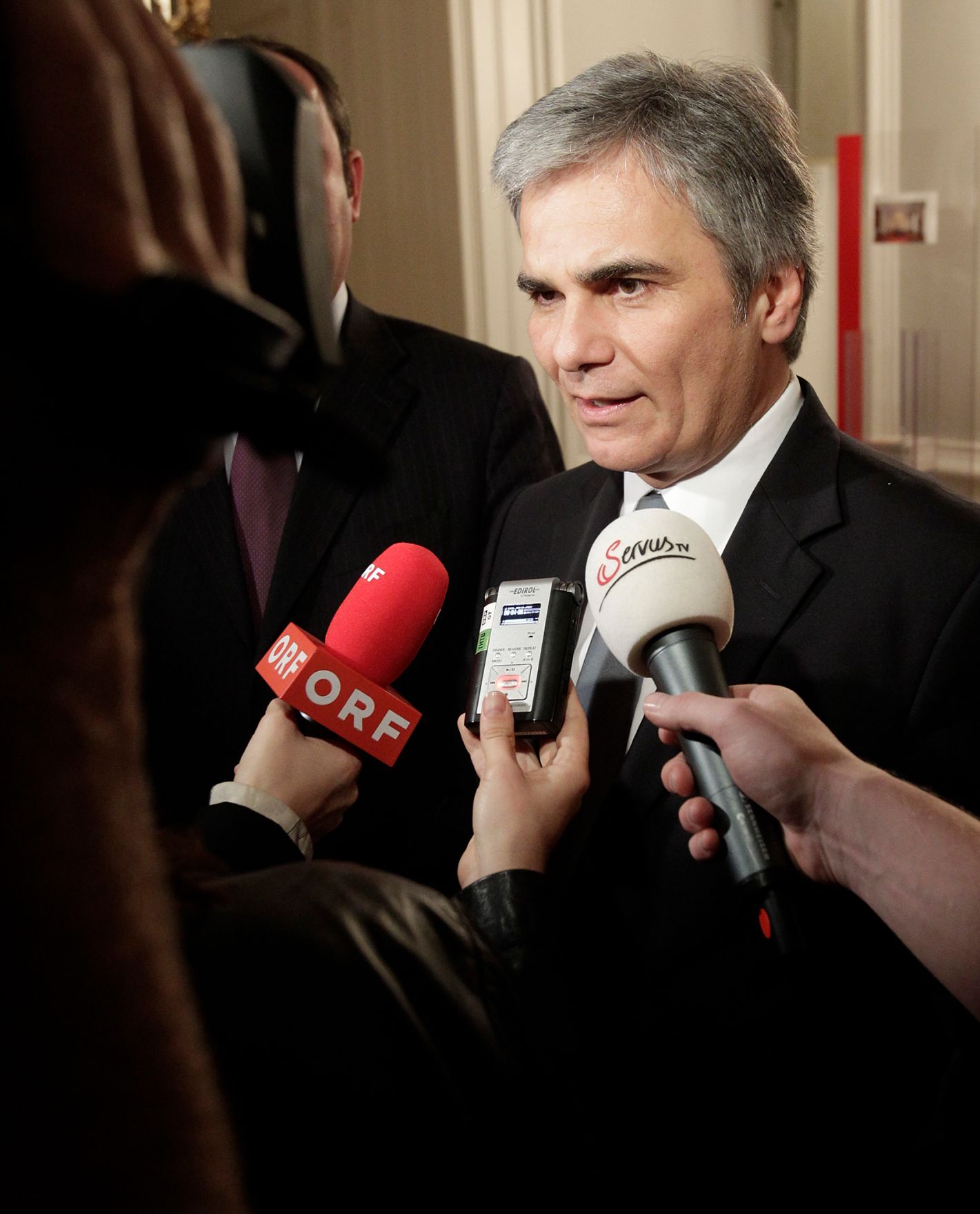 Am 22. November 2010 lud Bundeskanzler Werner Faymann Vertreterinnen und Vertreter der Universit&auml;ten und der Studierenden zu Gespr&auml;chen ein.