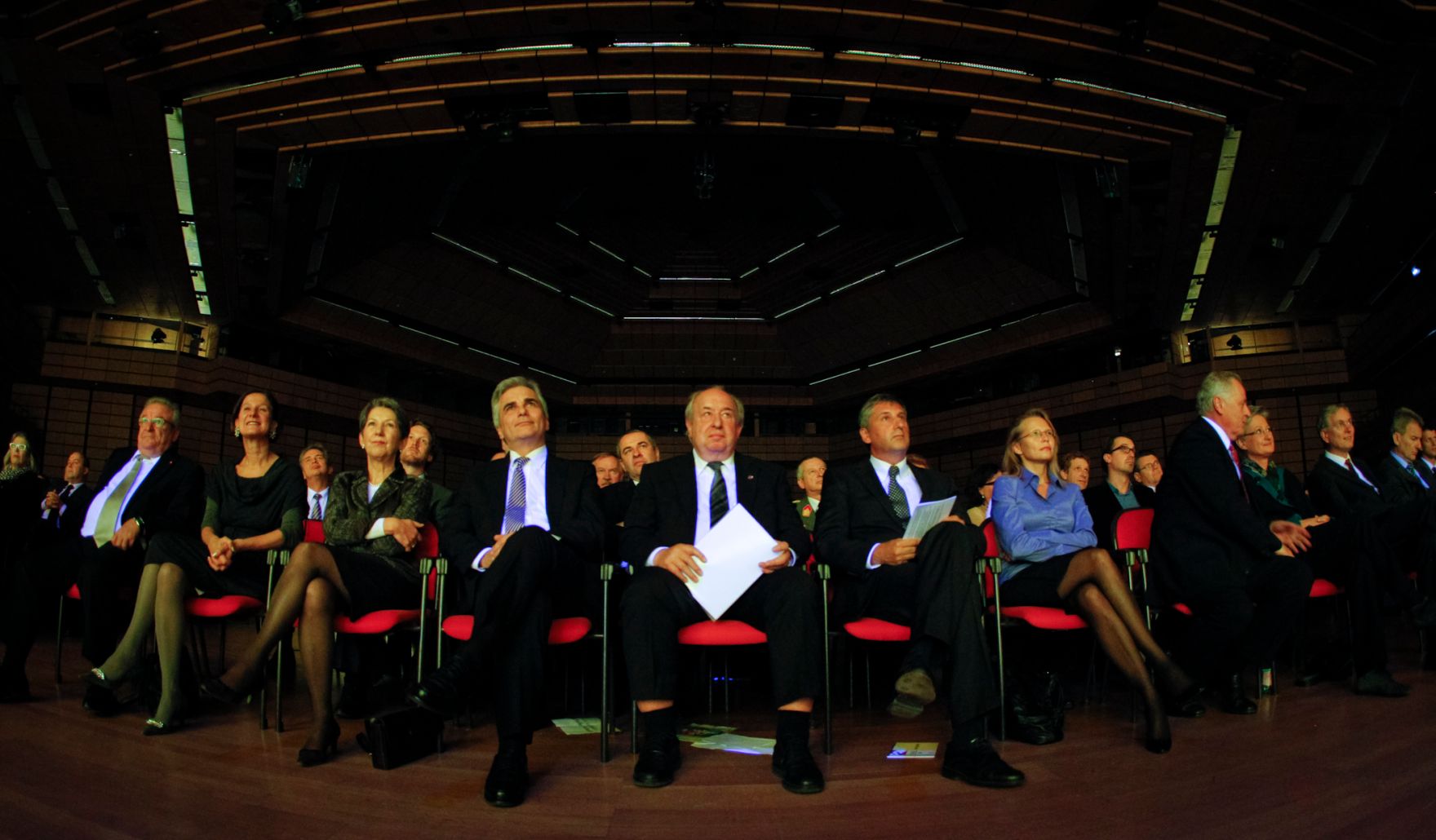 Am 8. November 2011 nahm Bundeskanzler Werner Faymann an der feierlichen Er&ouml;ffnung des Bundeskongresses der Gewerkschaft &ouml;ffentlicher Dienst im Wiener Austria Center teil.