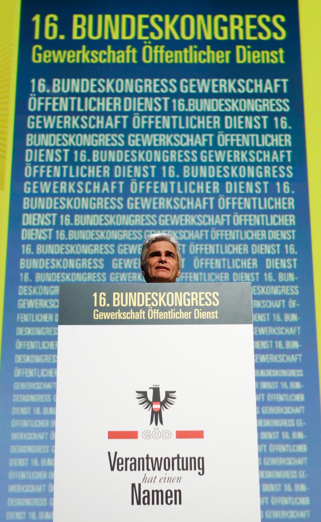 Am 8. November 2011 nahm Bundeskanzler Werner Faymann an der feierlichen Er&ouml;ffnung des Bundeskongresses der Gewerkschaft &ouml;ffentlicher Dienst im Wiener Austria Center teil.