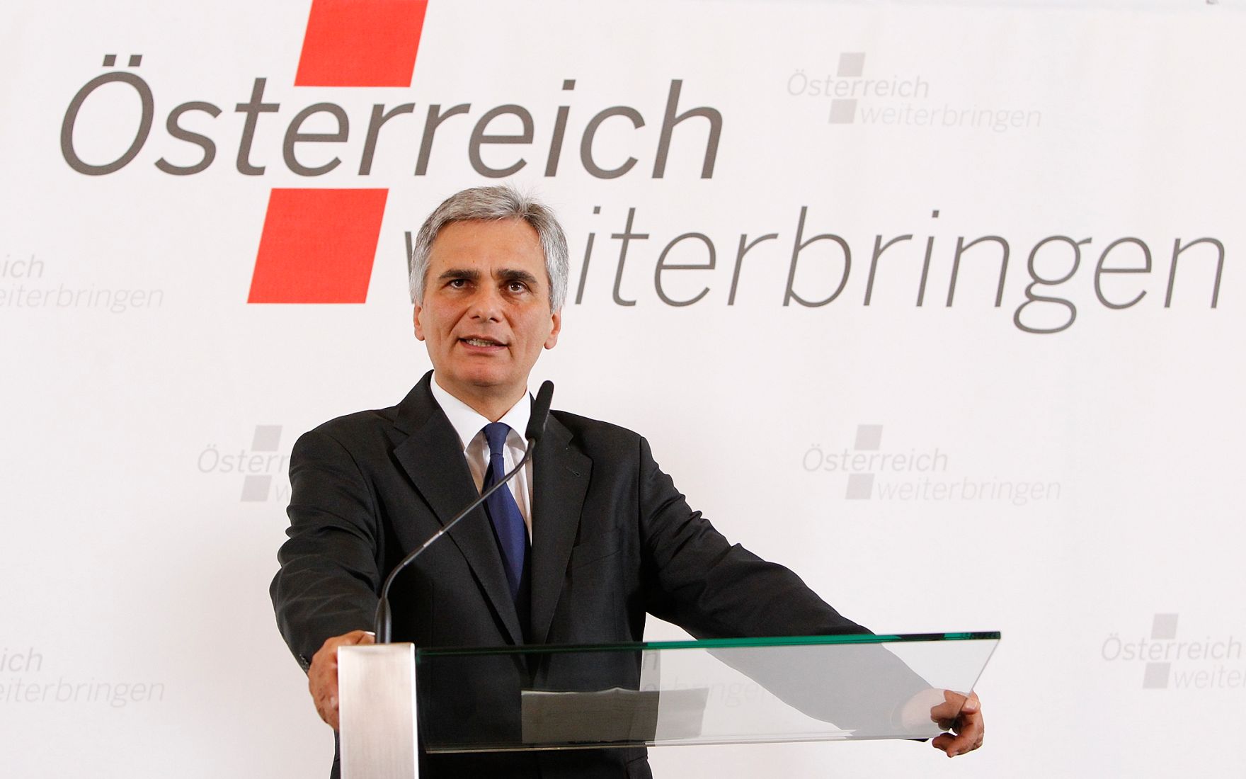 Am 30. Mai 2011 begann am Semmering die zweit&auml;gige Klausurtagung der Bundesregierung. Im Bild Bundeskanzler Werner Faymann bei der Pressekonferenz nach der 1. Arbeitssitzung.