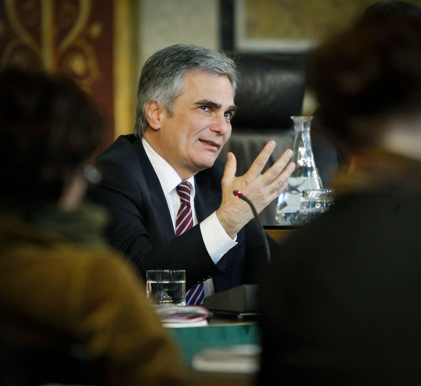 Am 20. November 2012 sprach Bundeskanzler Werner Faymann beim EU-Hauptausschuss im Parlament.