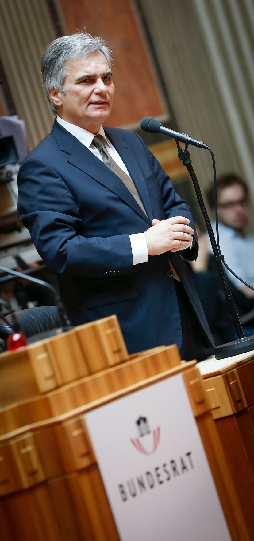 Am 20. Dezember 2012 sprach Bundeskanzler Werner Faymann in der Aktuellen Stunde im Bundesrat zum Thema &quot;Europ&auml;ische Perspektiven&quot; im Parlament.