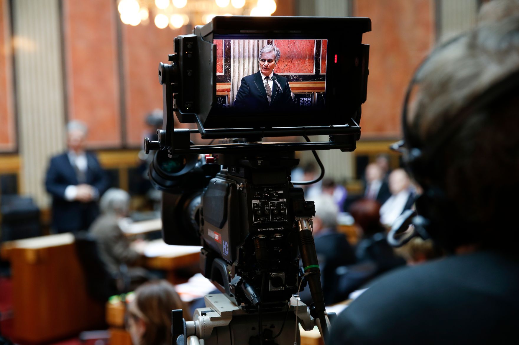 Am 20. Dezember 2012 sprach Bundeskanzler Werner Faymann in der Aktuellen Stunde im Bundesrat zum Thema &quot;Europ&auml;ische Perspektiven&quot; im Parlament.